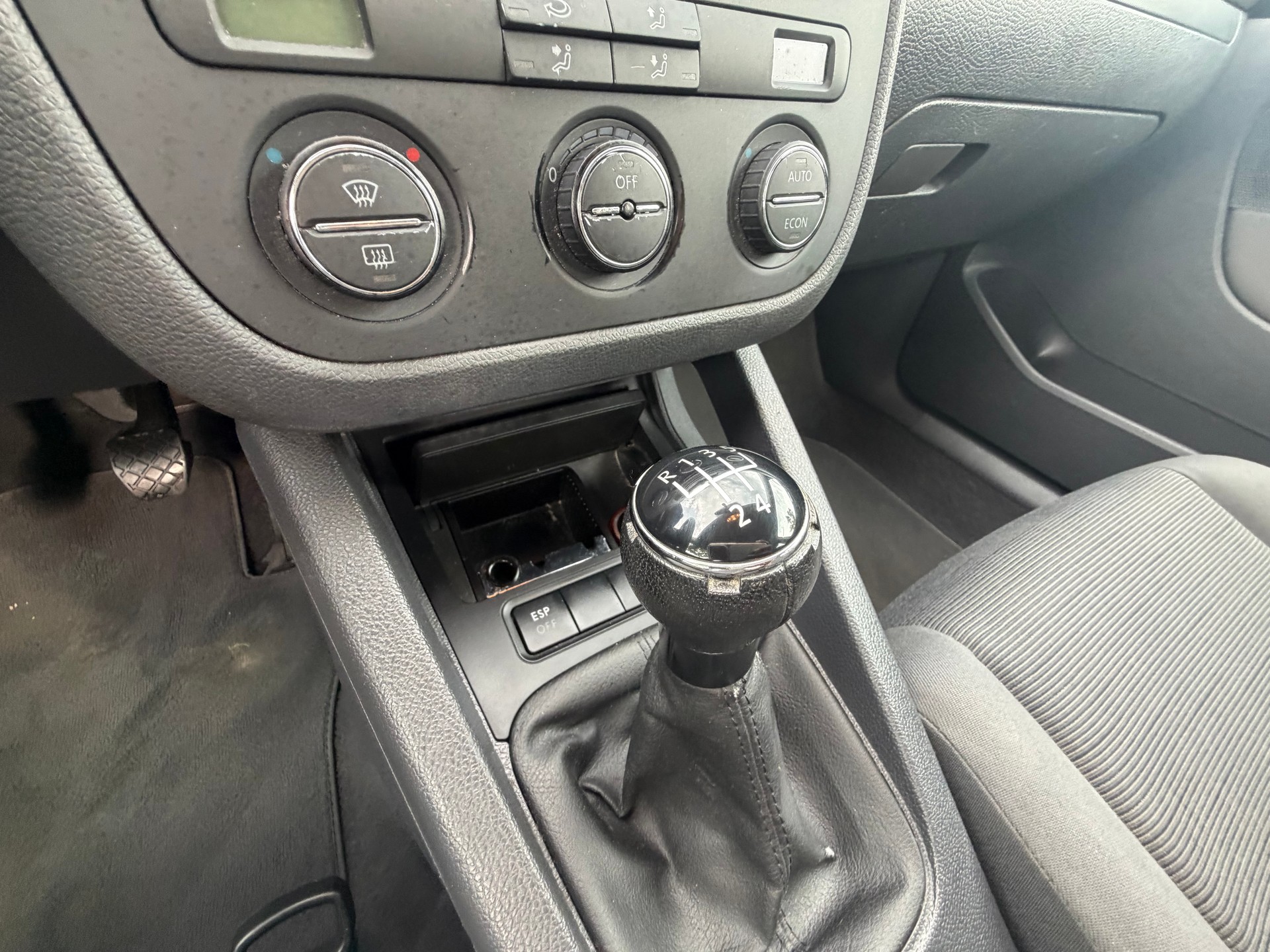 VW Golf 1.9 TDI Comfortline-image-12