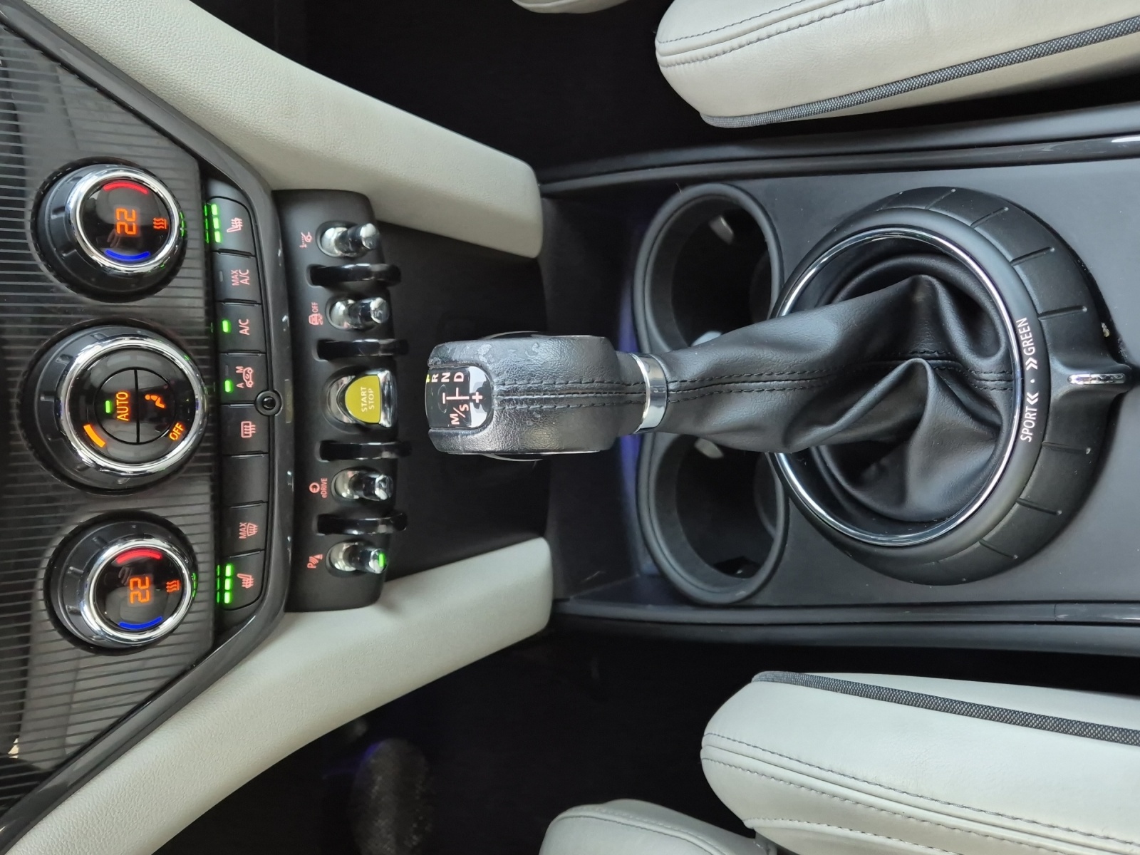 MINI Countryman Cooper S E ALL4 Steptronic-image-14