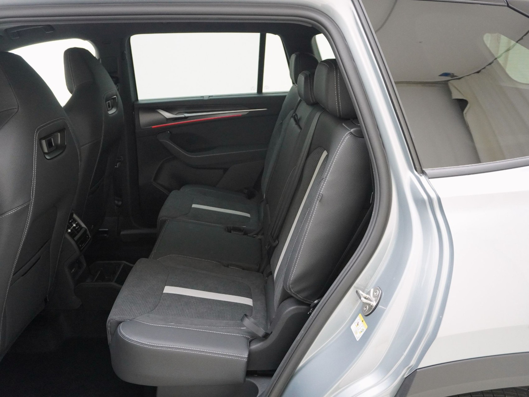 SKODA Kodiaq 2.0 TDI Sportline-image-14