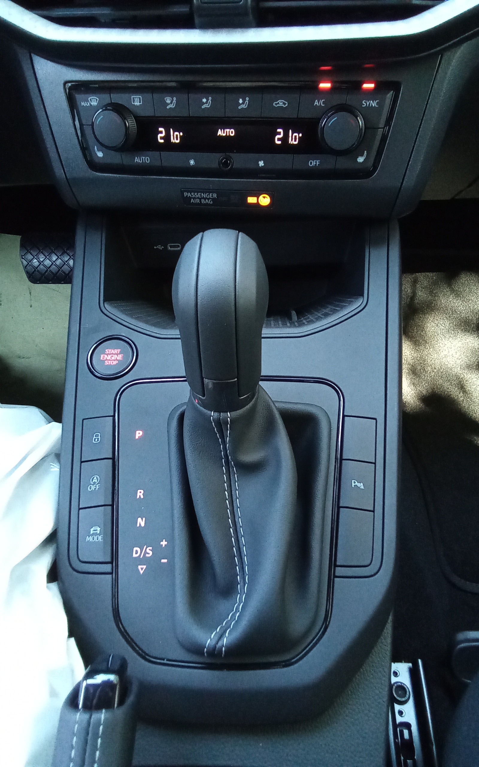 SEAT Ibiza 1.5 TSI FR DSG-image-4