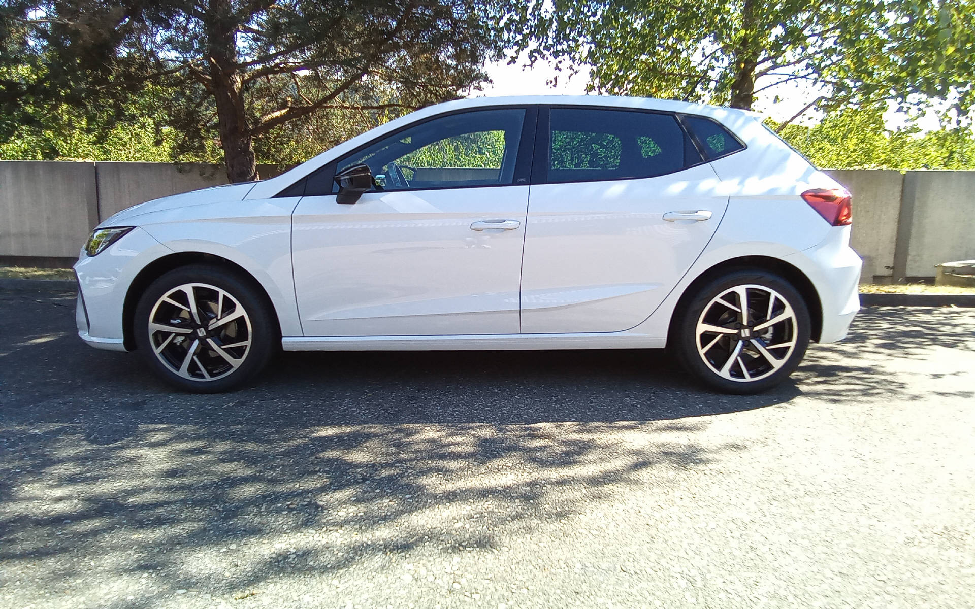 SEAT Ibiza 1.5 TSI FR DSG-image-2
