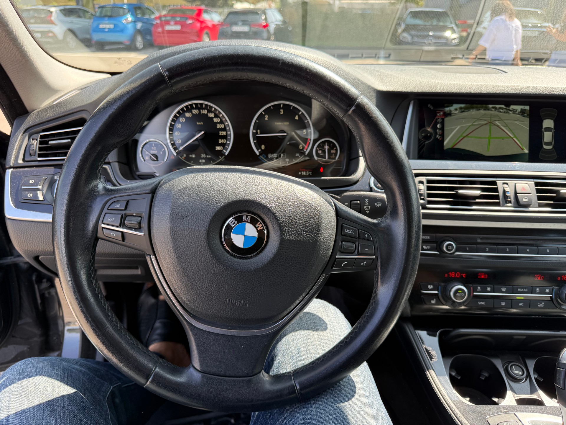 BMW 520d Luxury Line Steptronic-image-14