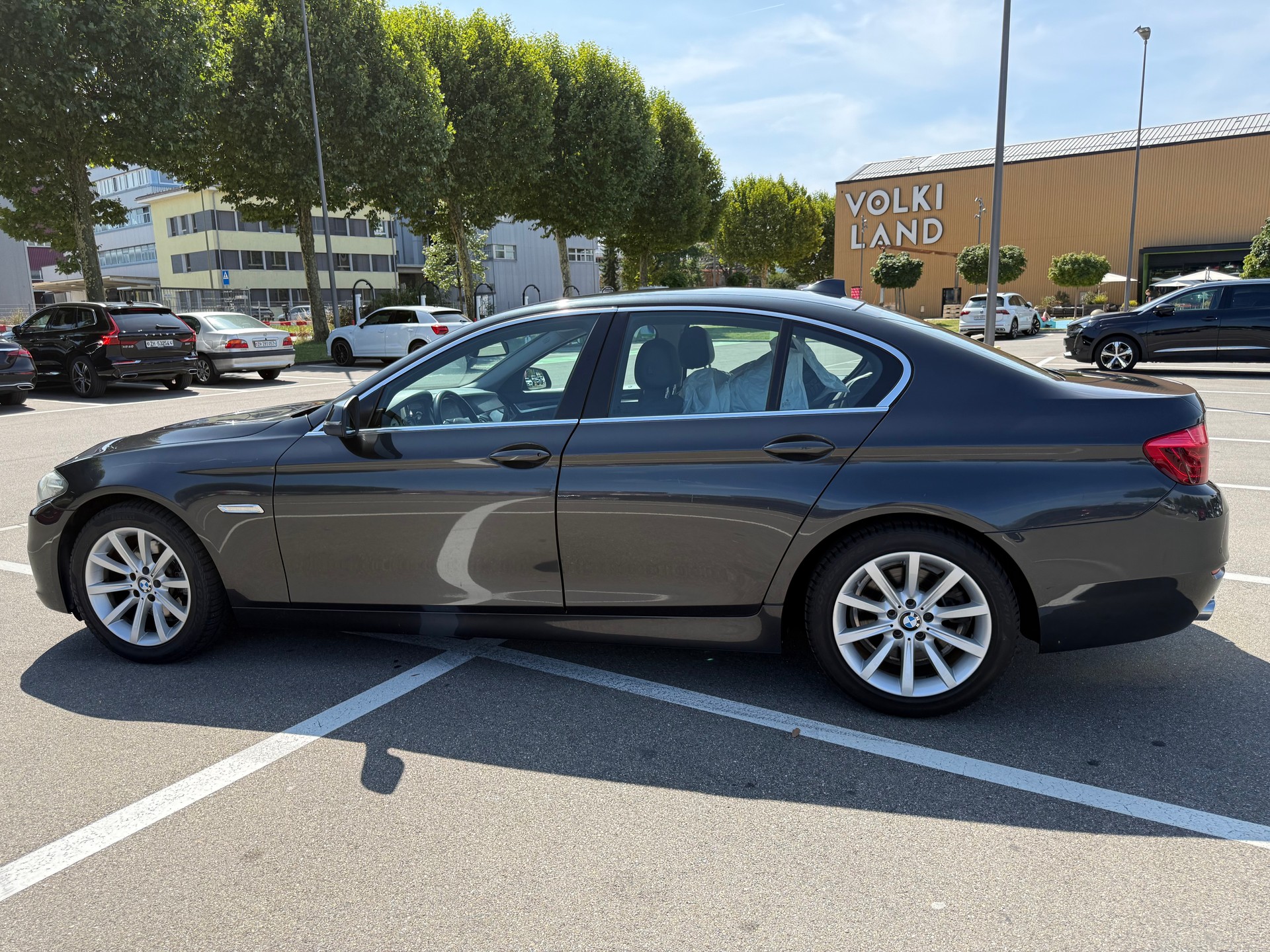 BMW 520d Luxury Line Steptronic-image-8