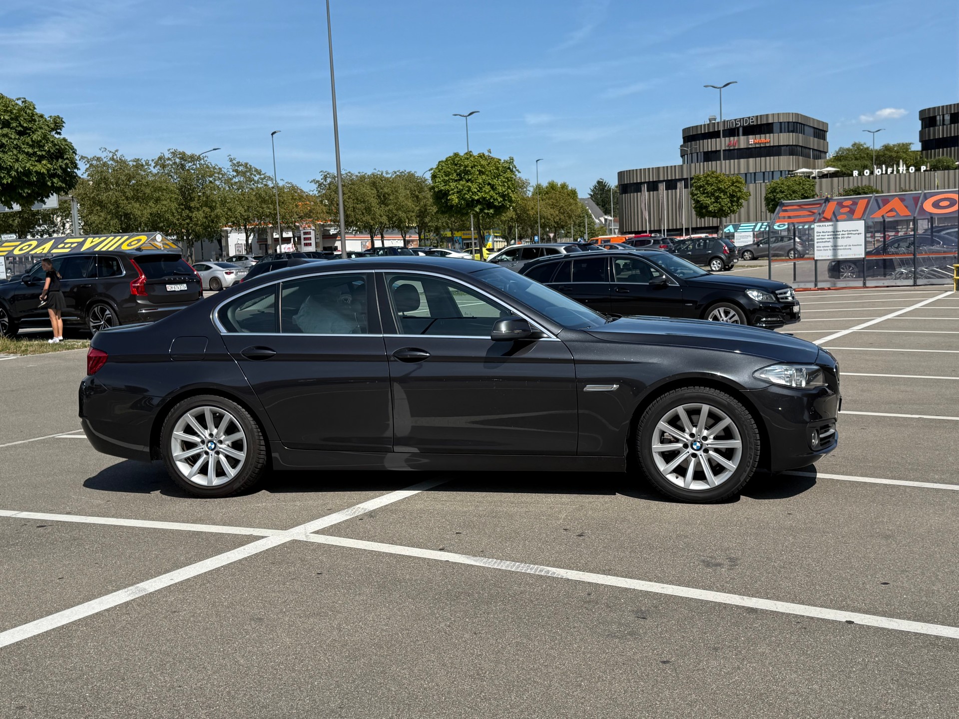 BMW 520d Luxury Line Steptronic-image-2