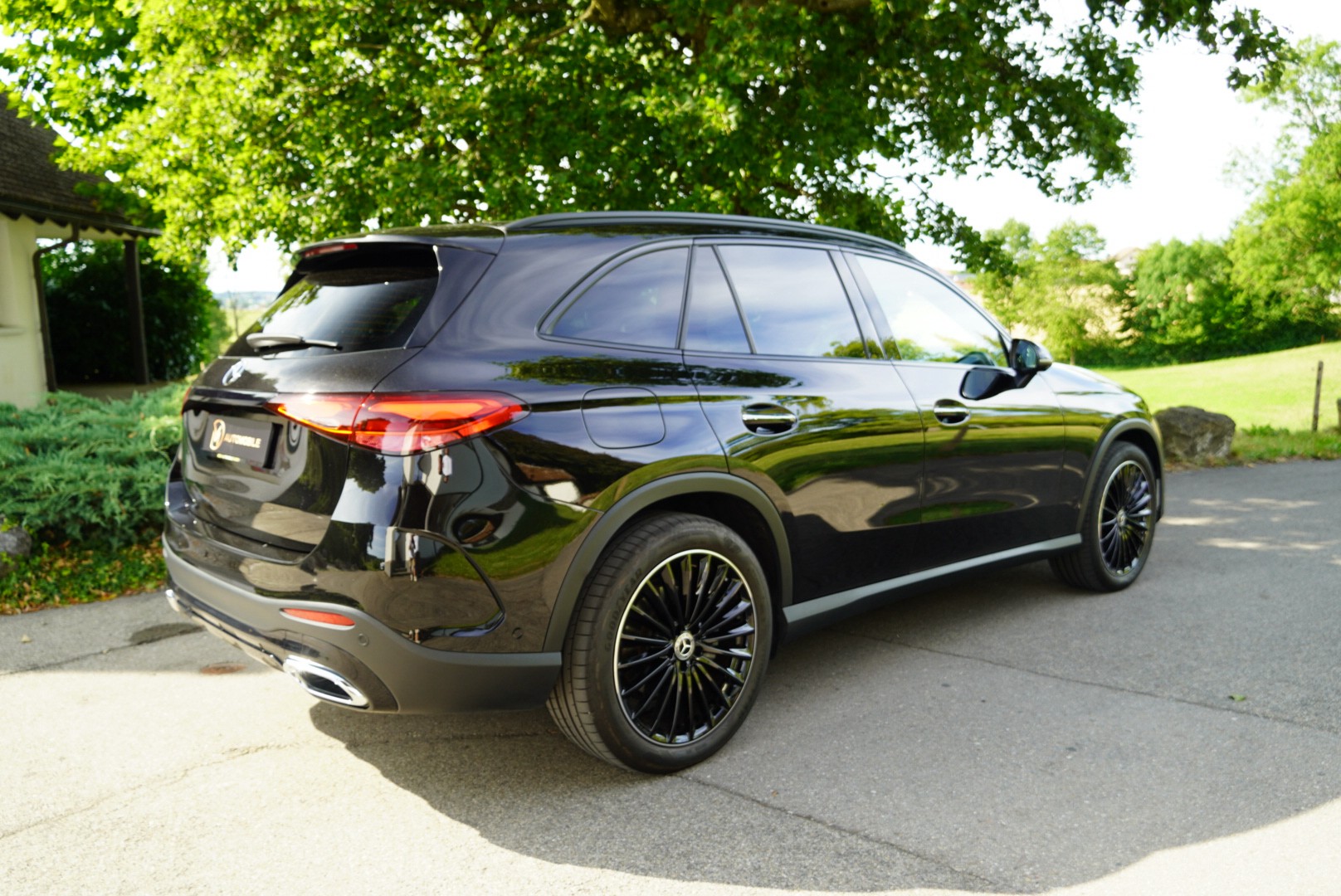 MERCEDES-BENZ GLC 220 d 4Matic 9G-Tronic *Designo Ledersitze * Burmester-image-4