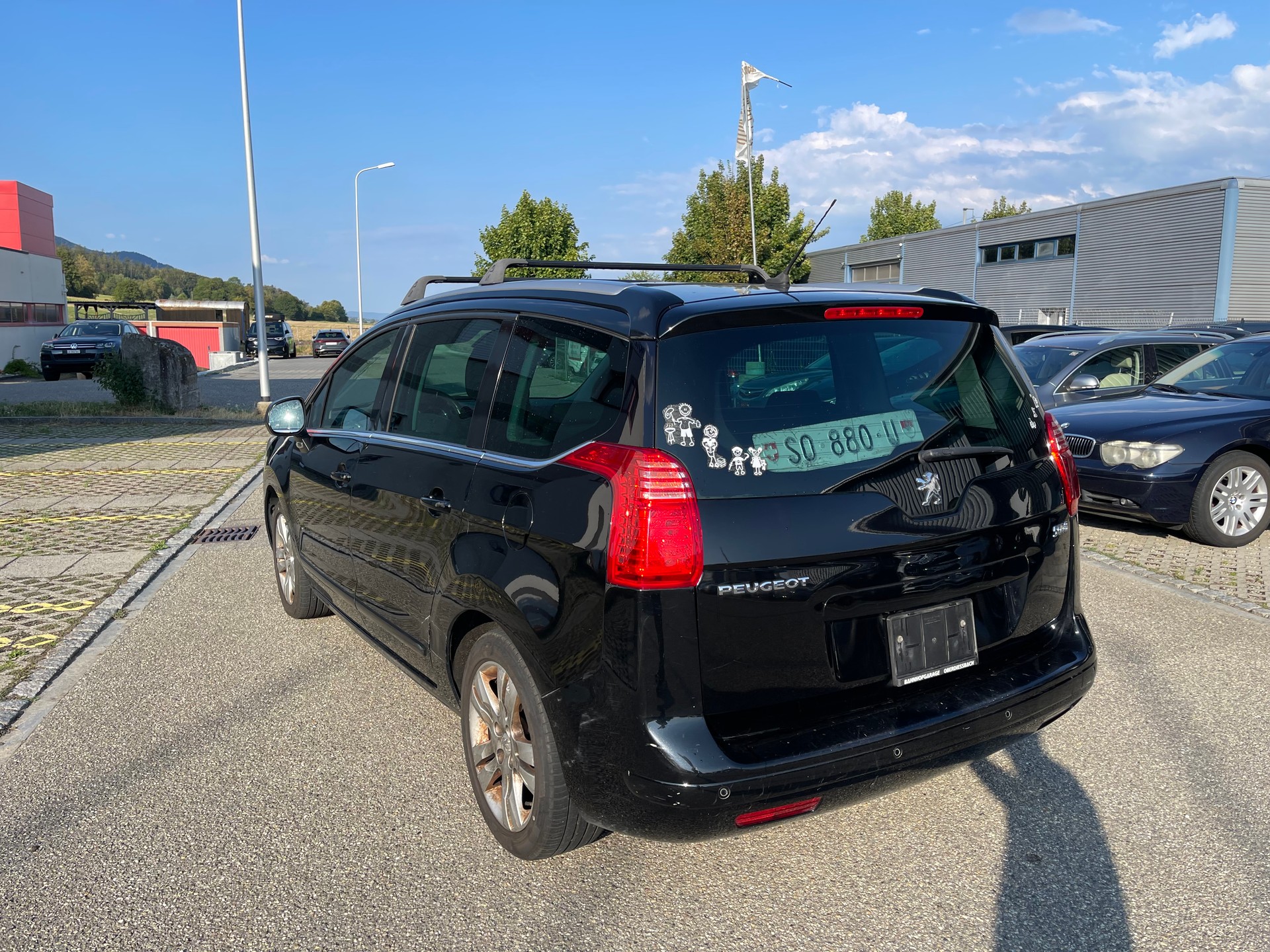 PEUGEOT 5008 2.0 HDI Business Automatic-image-4