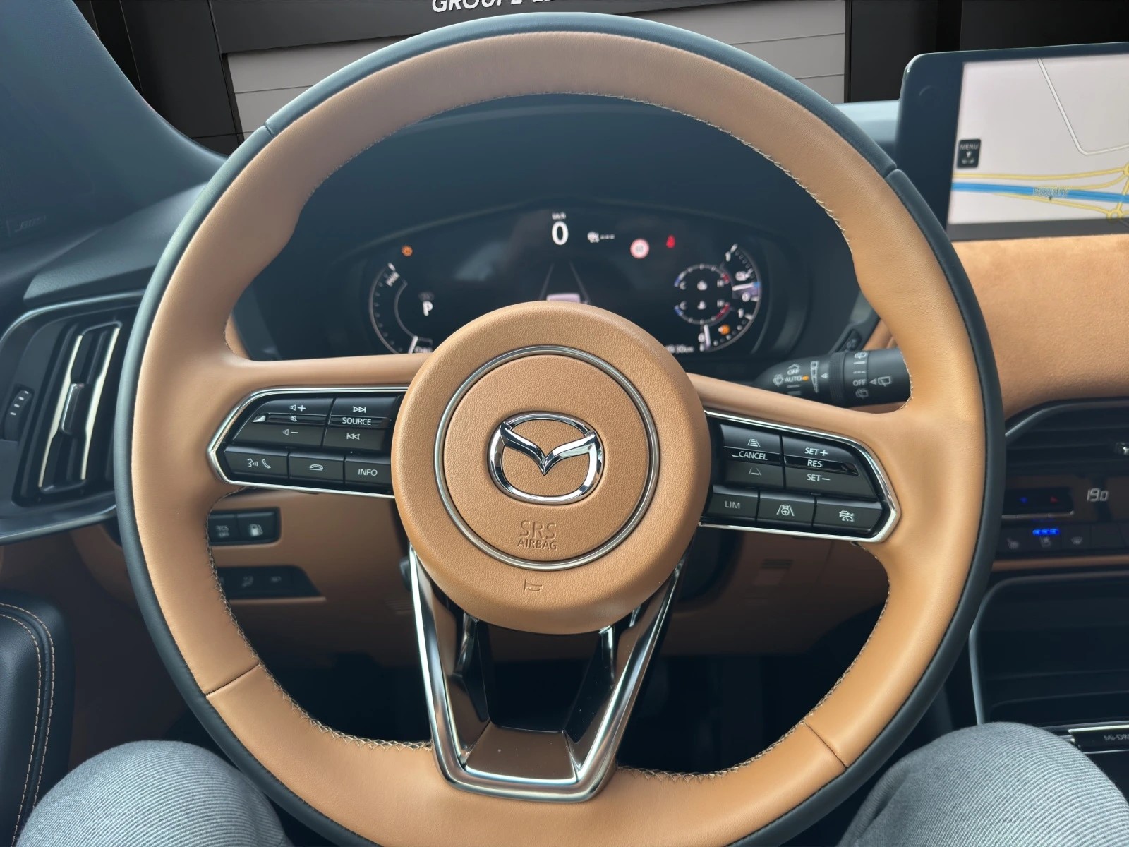 MAZDA CX-60 3.3L e-Skyactiv D 254 MHEV AWD Homura Plus-image-11