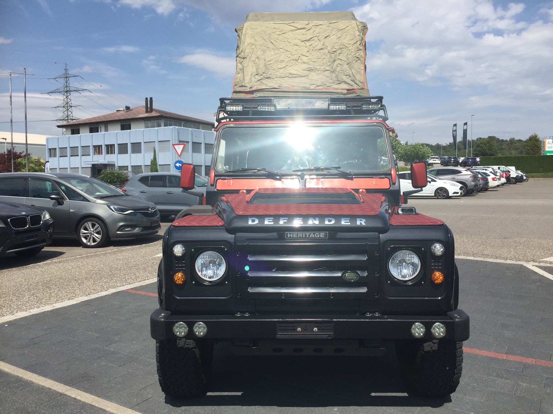 LAND ROVER Defender 90 SW 2.5 TDi-image-0
