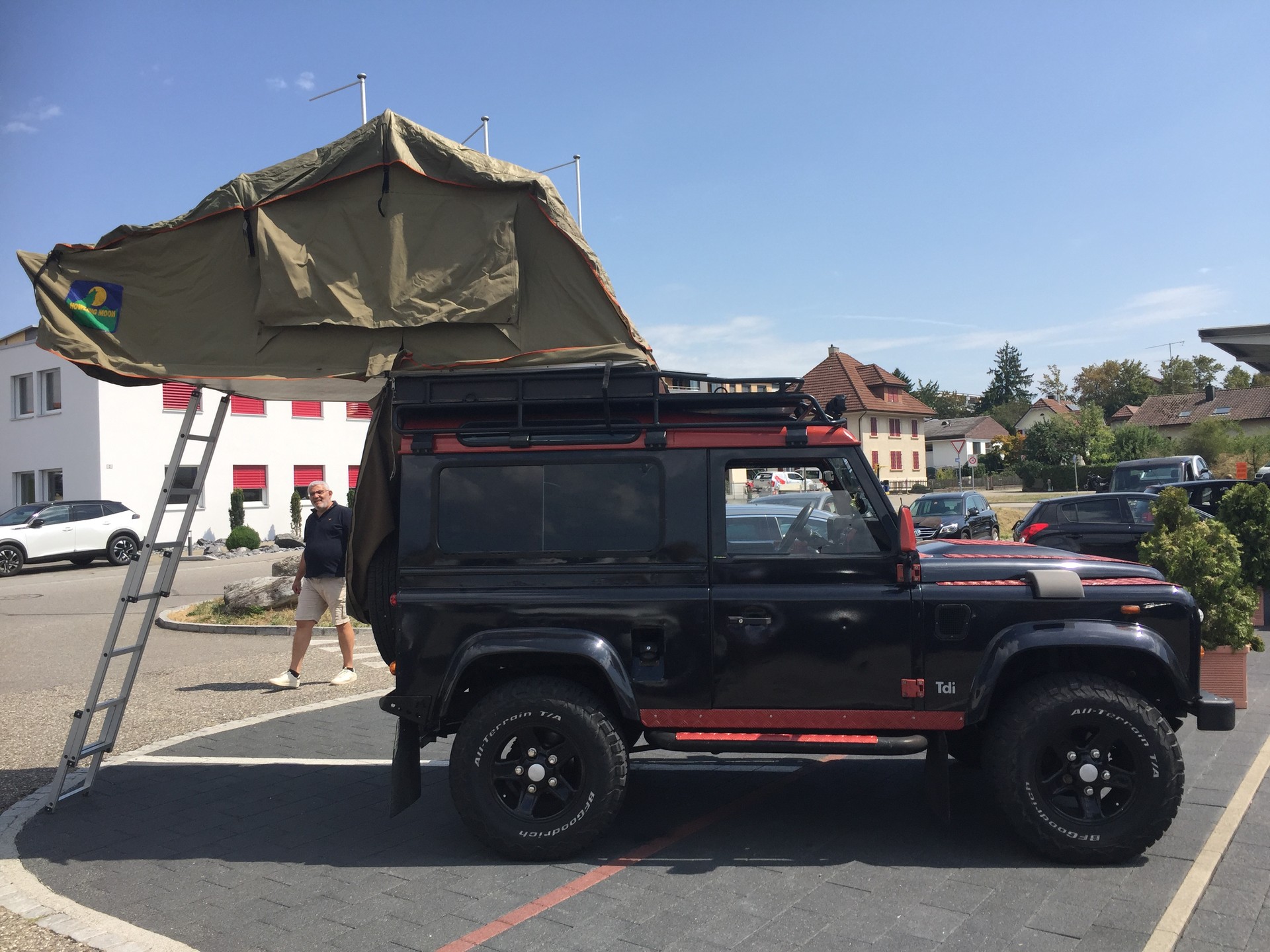 LAND ROVER Defender 90 SW 2.5 TDi-image-3