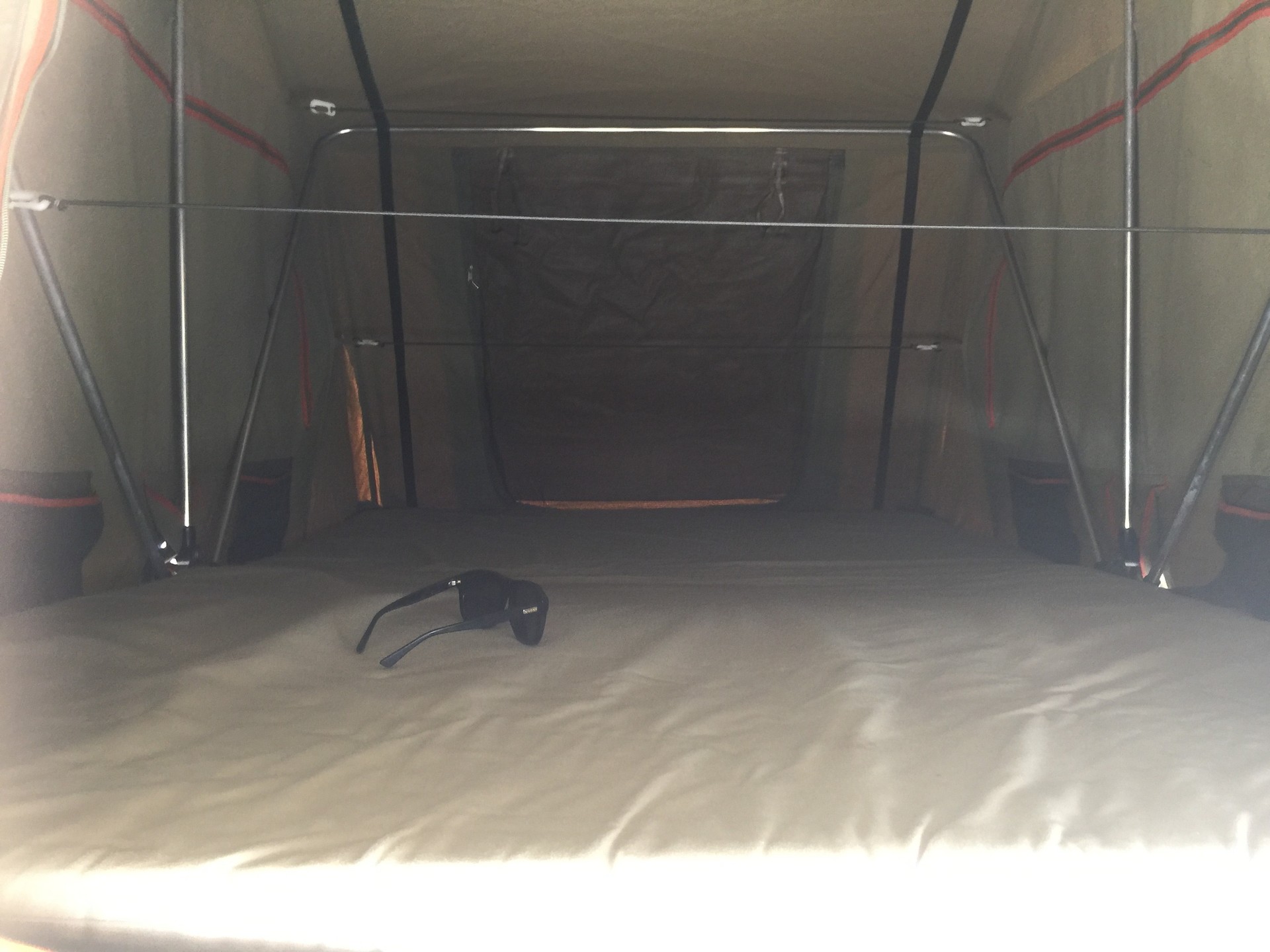 LAND ROVER Defender 90 SW 2.5 TDi-image-6