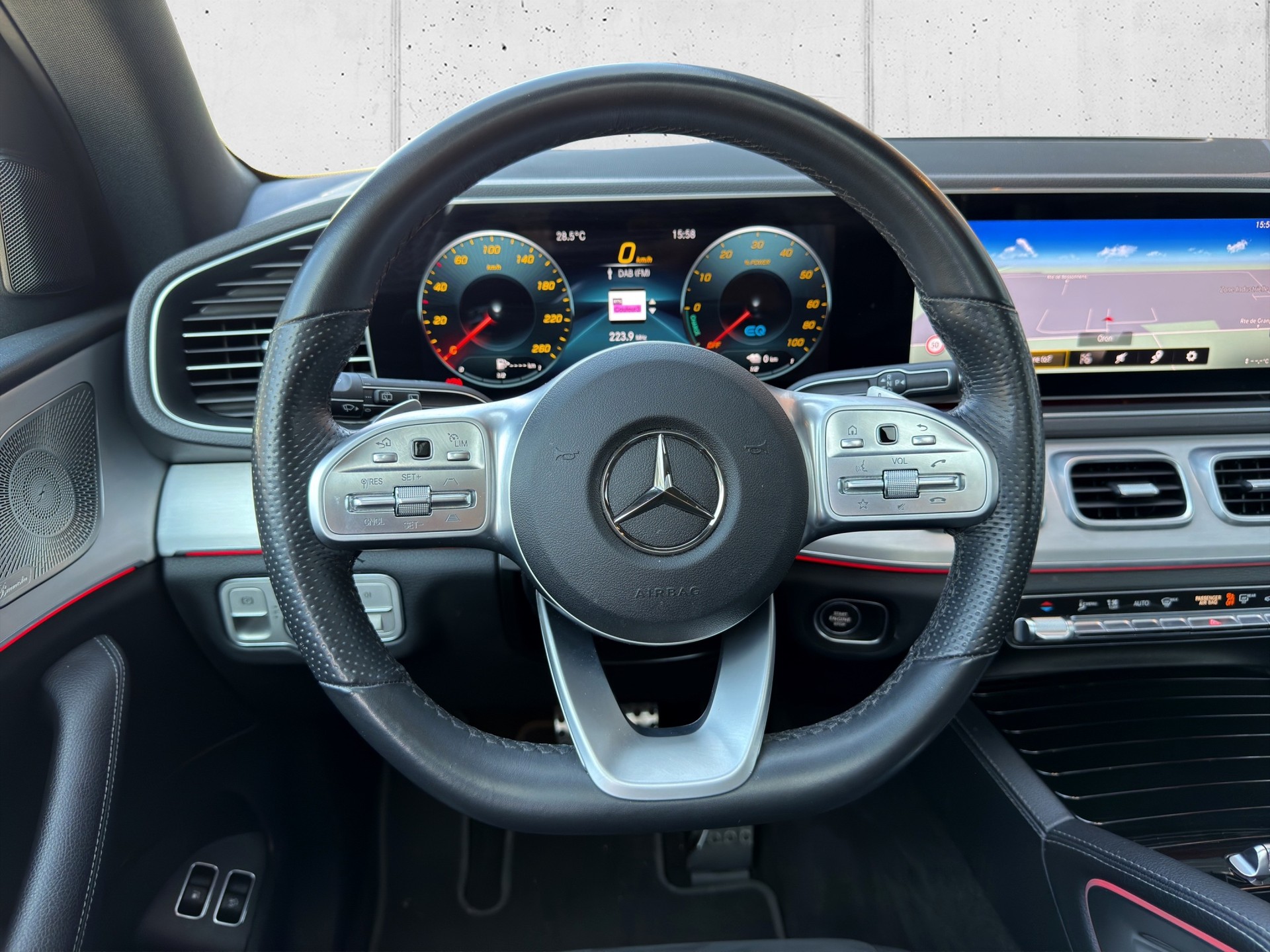 MERCEDES-BENZ GLE 350 e 4Matic AMG Line 9G-Tronic-image-14
