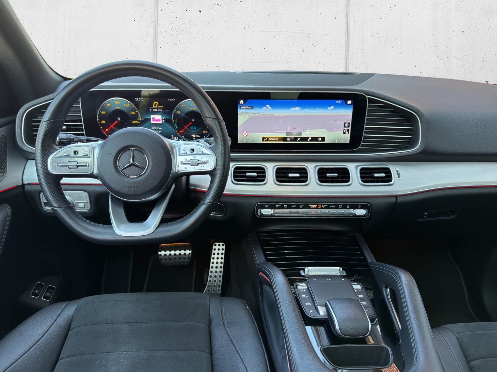 MERCEDES-BENZ GLE 350 e 4Matic AMG Line 9G-Tronic-image-13