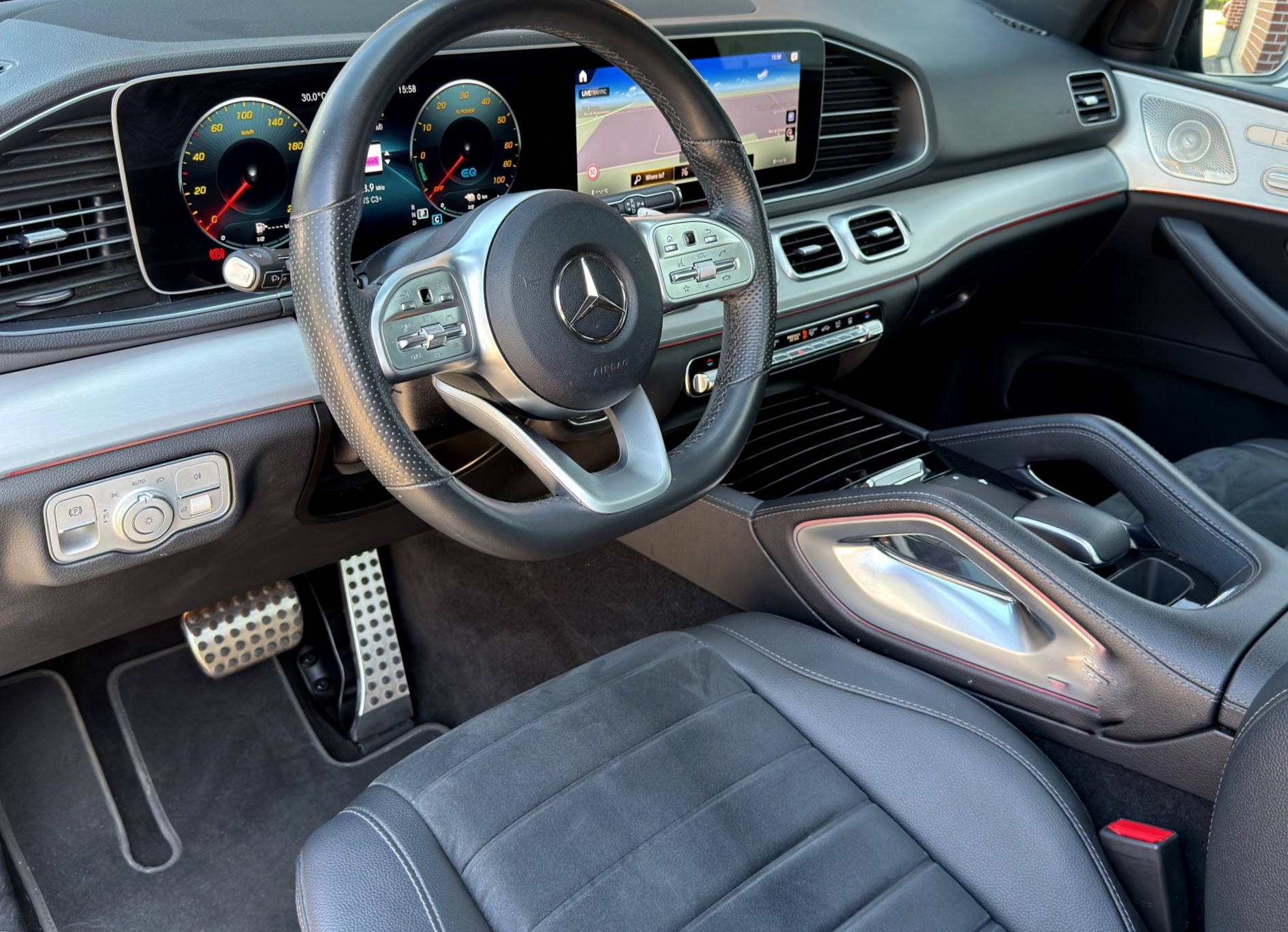 MERCEDES-BENZ GLE 350 e 4Matic AMG Line 9G-Tronic-image-12