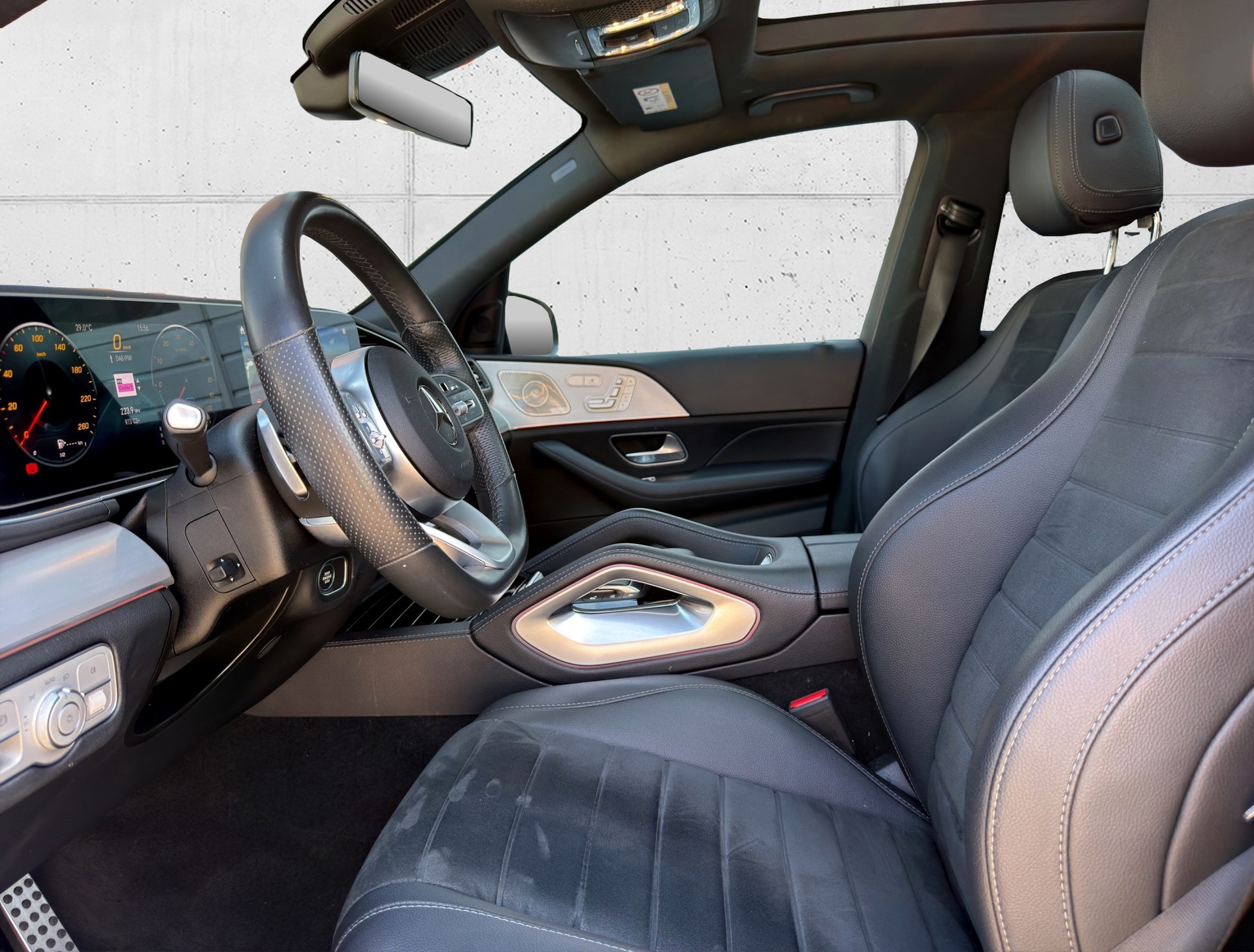 MERCEDES-BENZ GLE 350 e 4Matic AMG Line 9G-Tronic-image-10