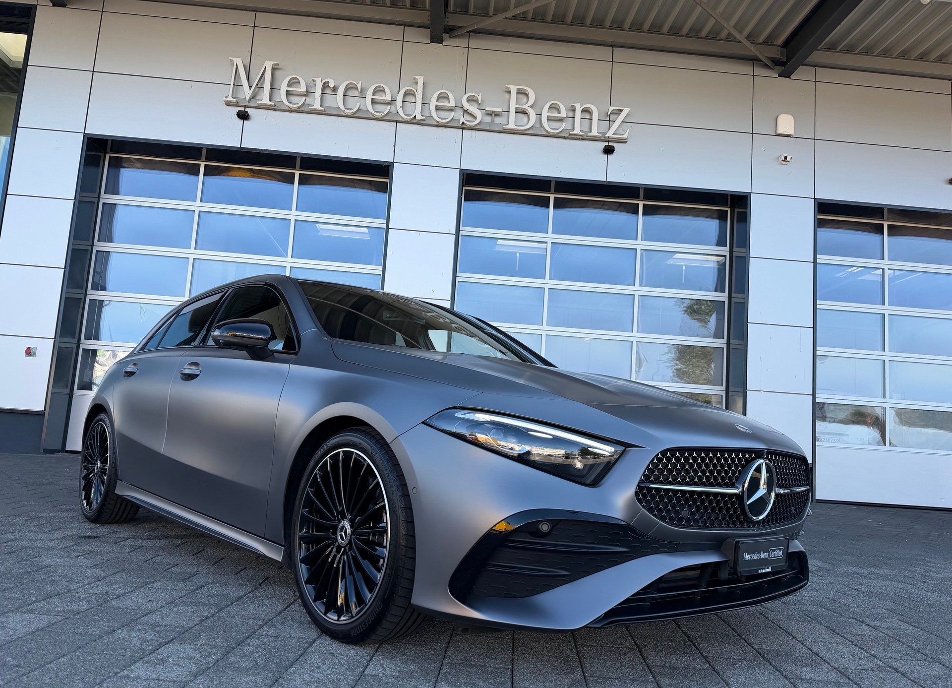 MERCEDES-BENZ A 250 AMG Line 4Matic 8G-DCT
