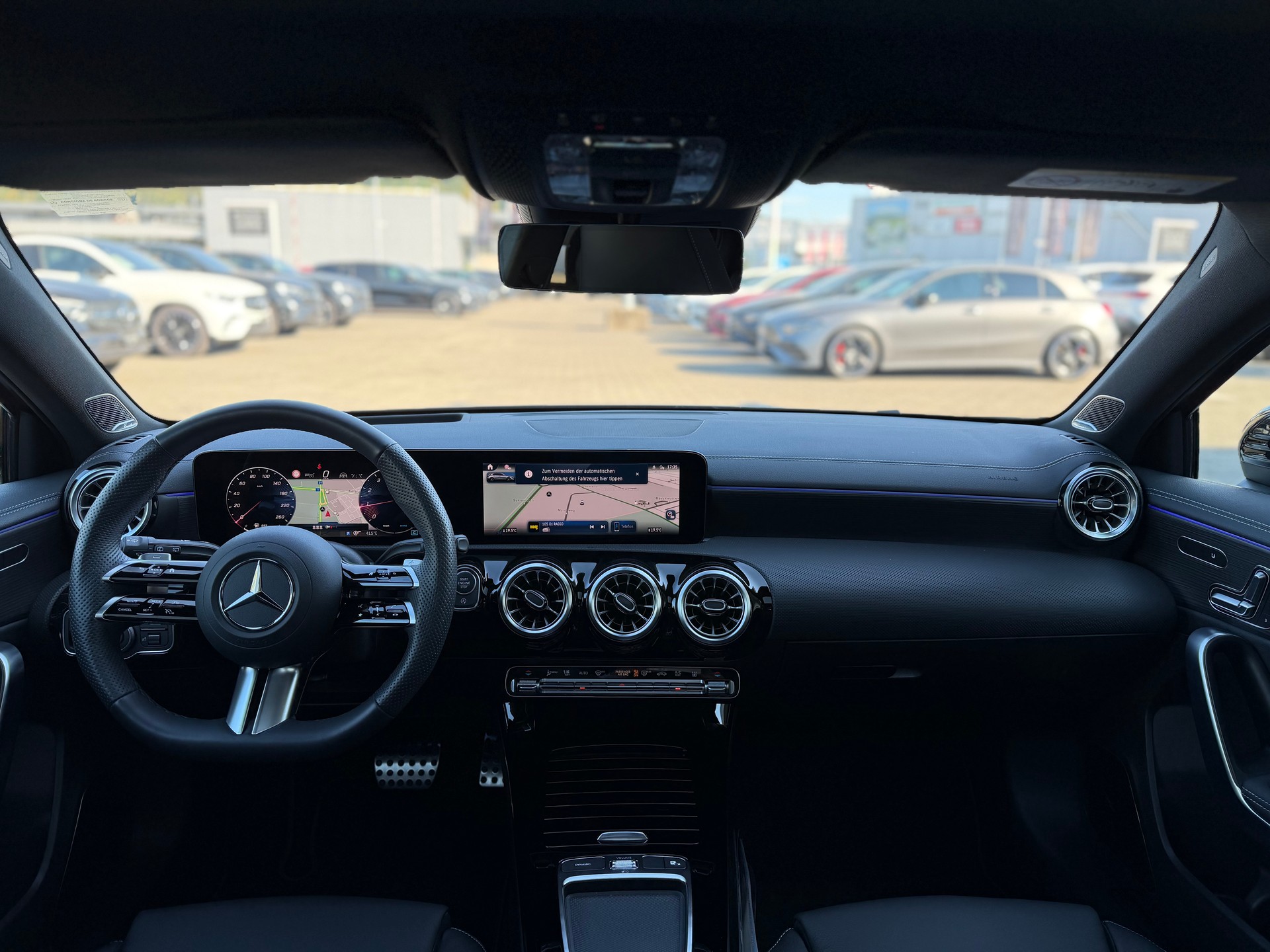 MERCEDES-BENZ A 250 AMG Line 4Matic 8G-DCT-showroom-element-3