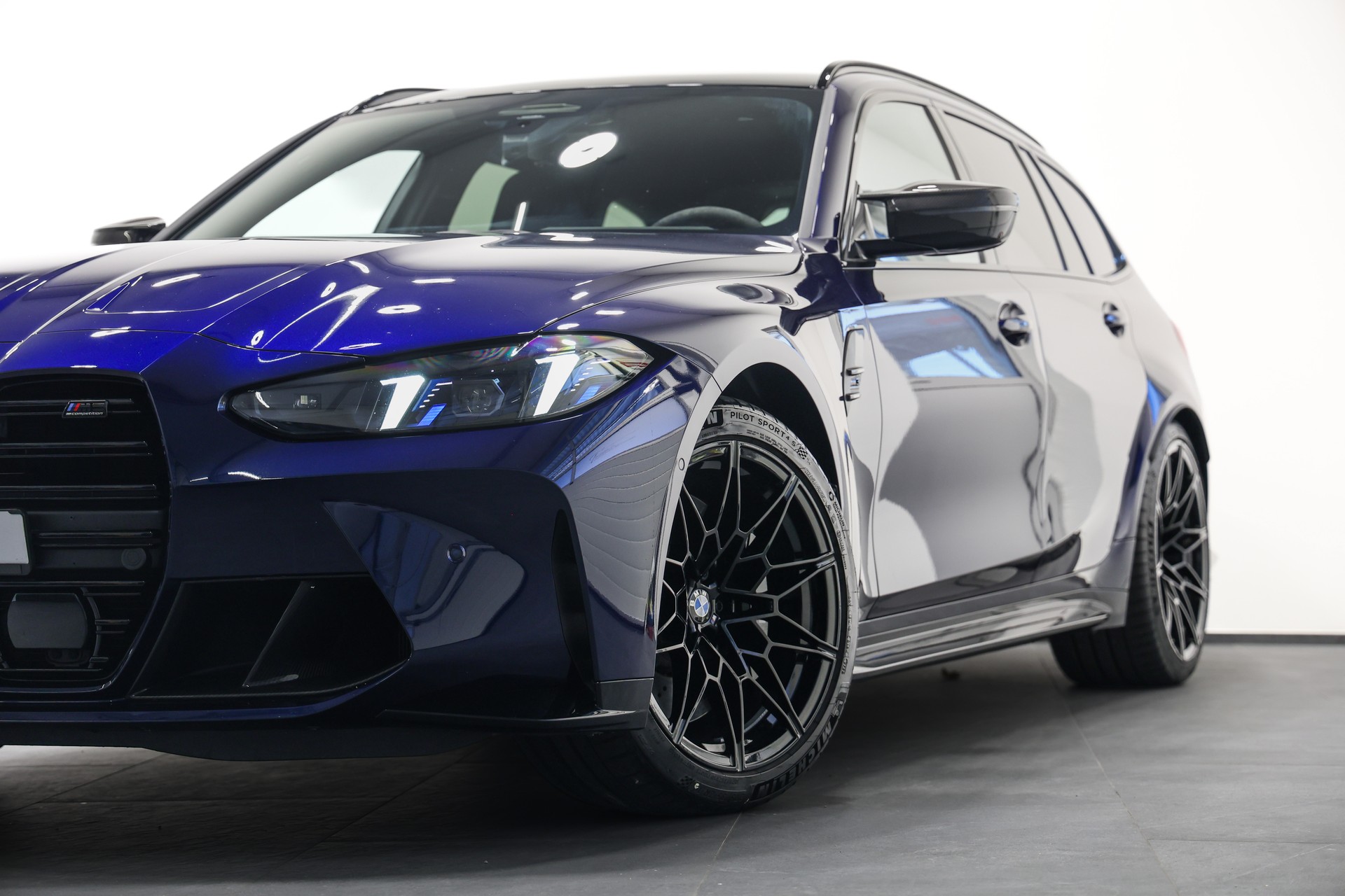 BMW M3 Touring xDrive Competition M LCI *BMW Werksgarantie bis 01.2029*Carbon Interieur*Carbon Exterieur*Individual Tansanitblau*-image-8