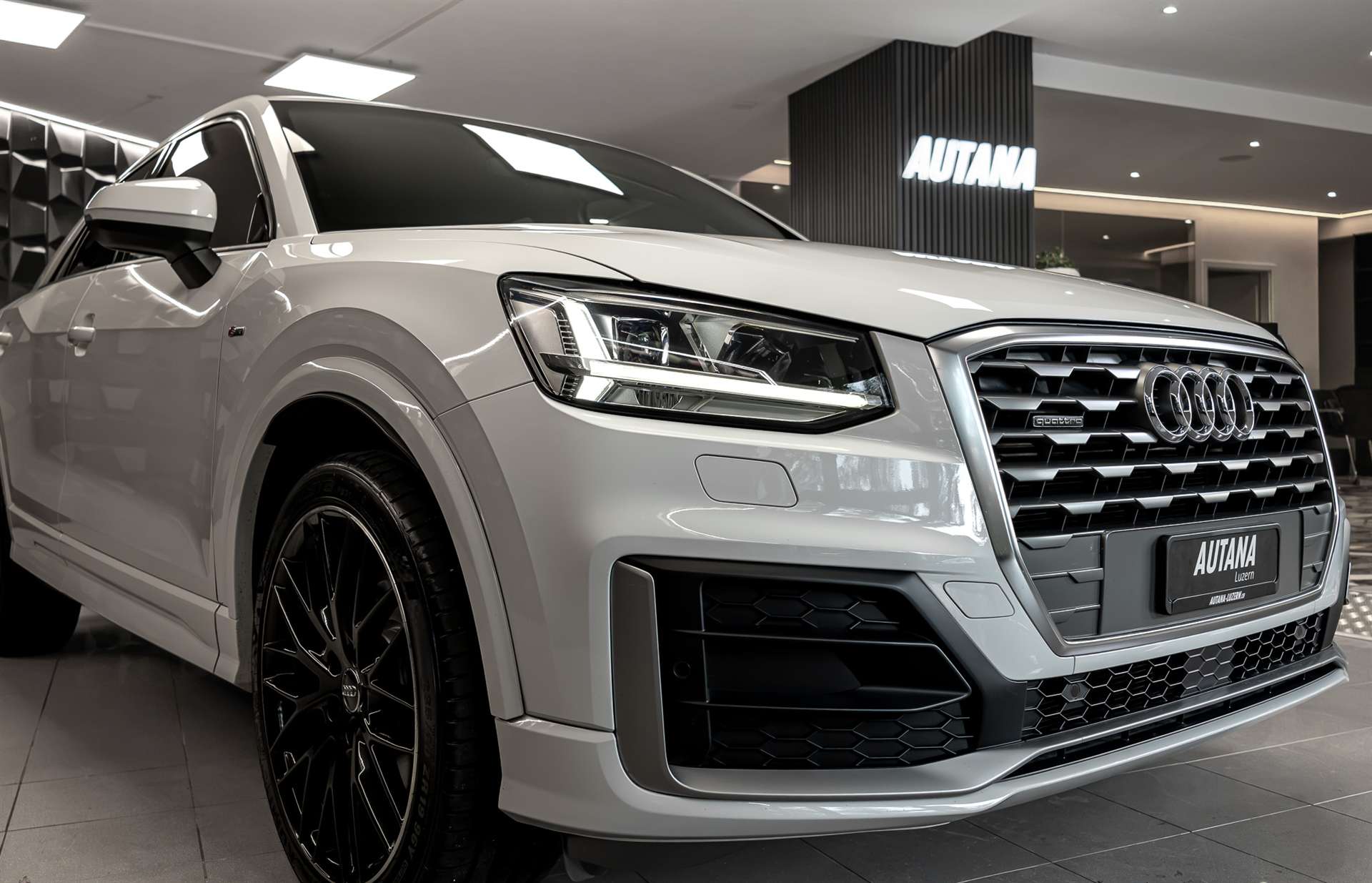 AUDI Q2 2.0 TFSI sport quattro S-tronic-image-28