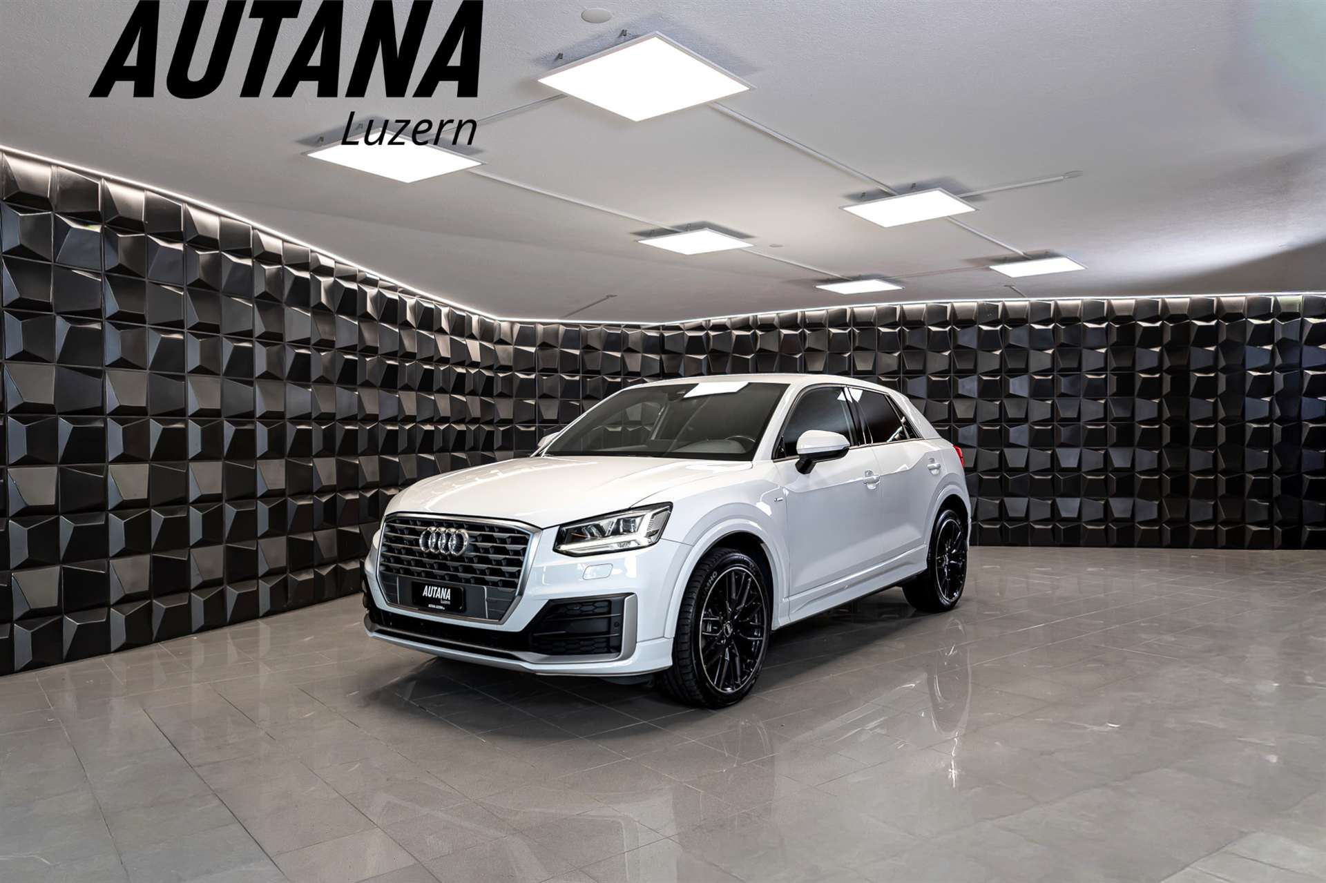 AUDI Q2 2.0 TFSI sport quattro S-tronic-image-0