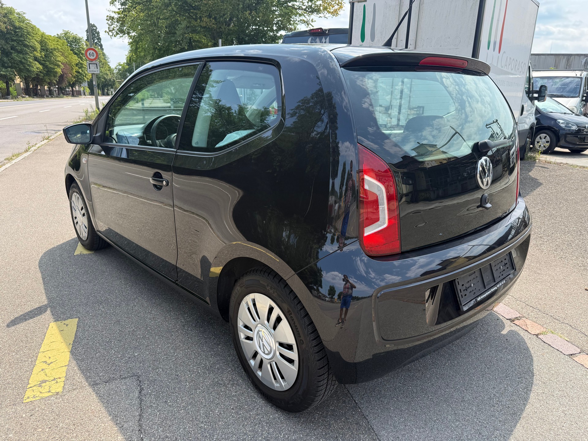 VW Up 1.0 take up-image-6