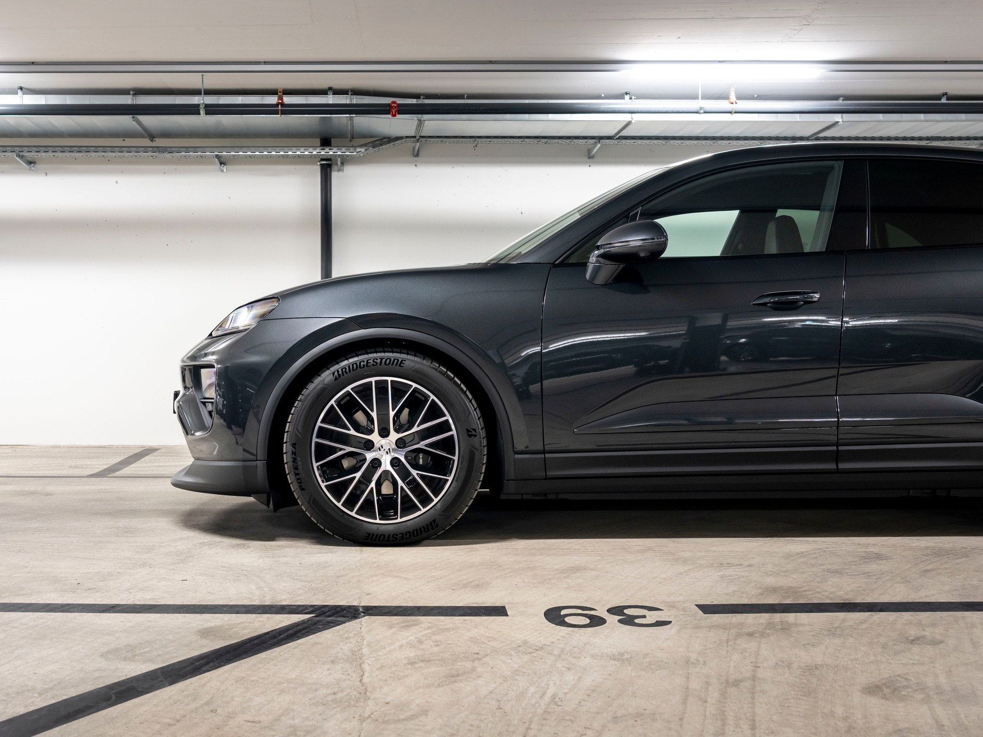 PORSCHE Macan 4 100kWh-image-6