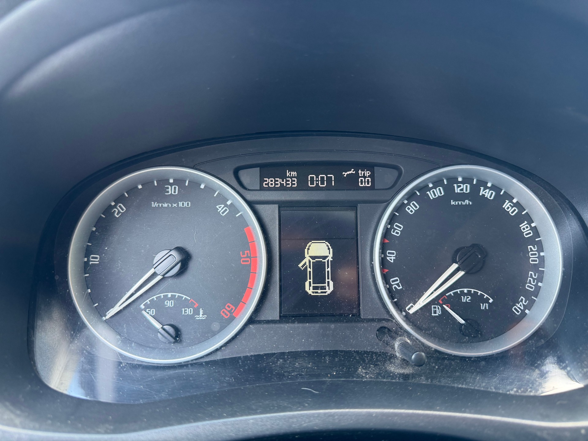 SKODA Roomster 1.9 TDI Sport-image-5