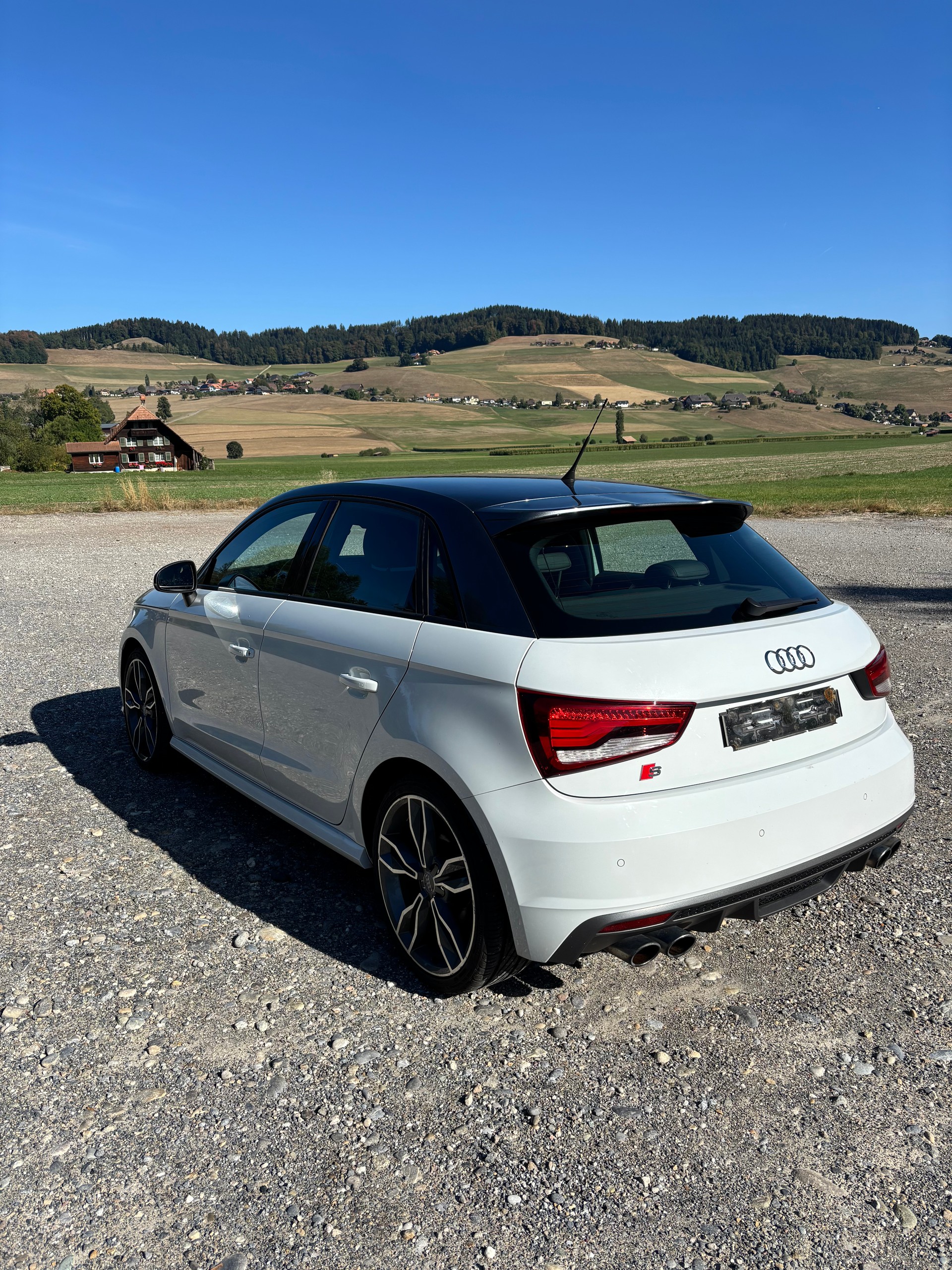 AUDI 2.0 TFSI quattro-image-2