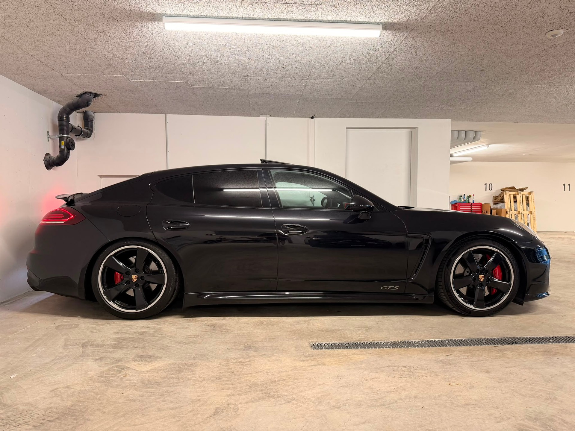 PORSCHE Panamera GTS 4.8 PDK SportChrono-image-3