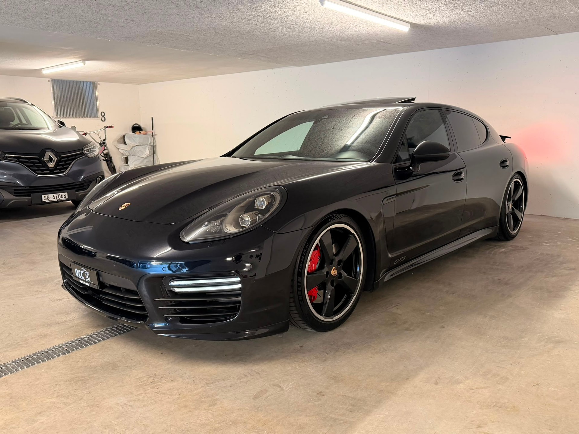 PORSCHE Panamera GTS 4.8 PDK SportChrono-image-2
