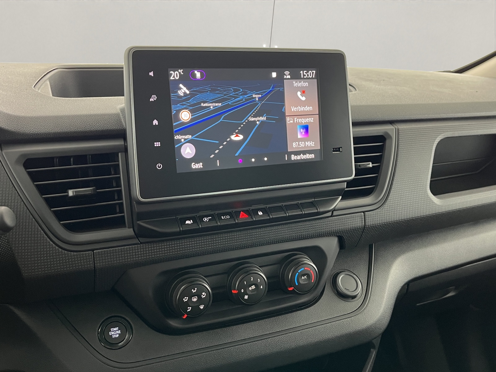 RENAULT Trafic Kaw. 3.0 t L1 H1 2.0 dCi Blue 130 Advance-image-11