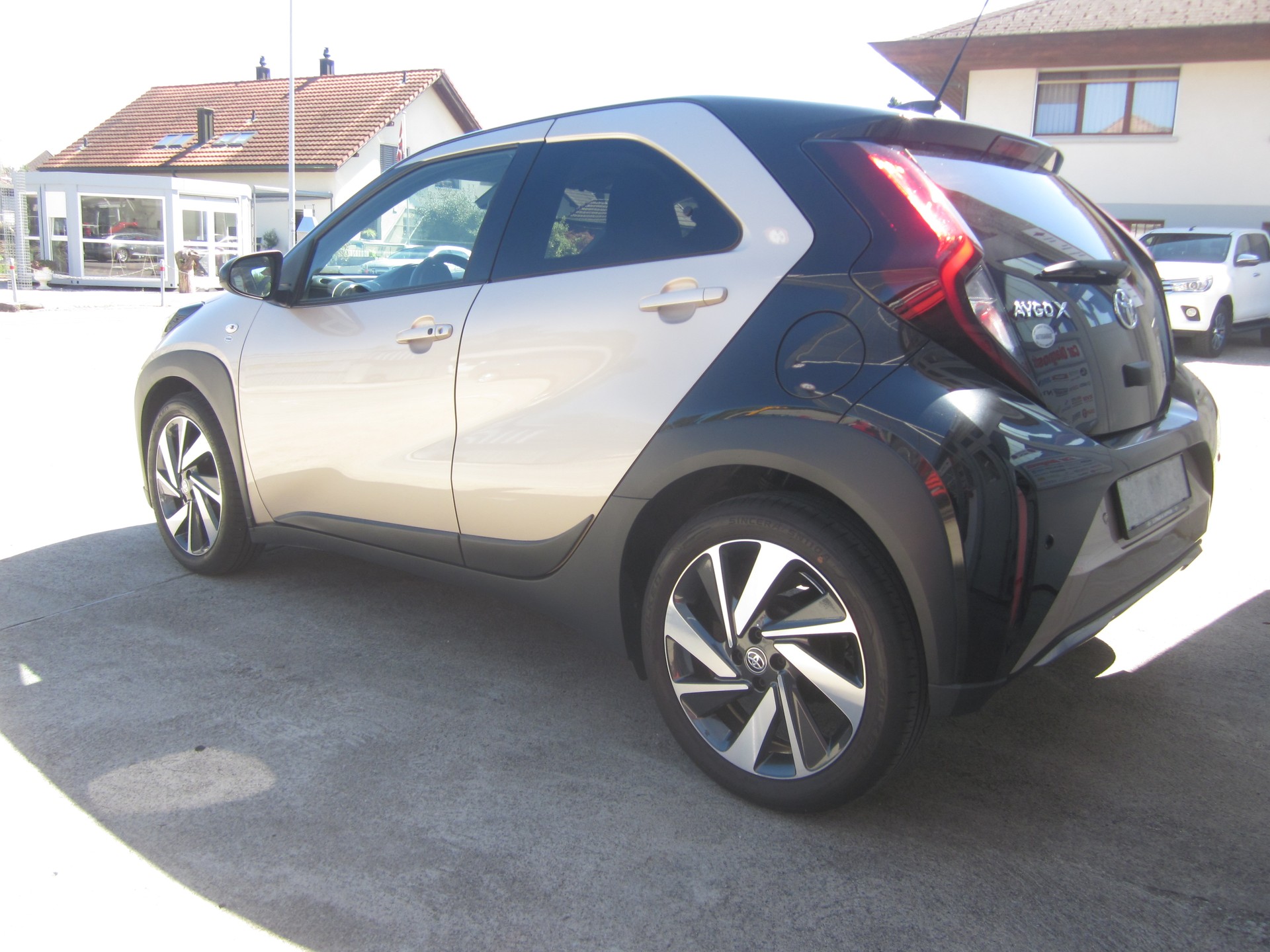 TOYOTA Aygo X 1.0 VVT-i Style-image-6