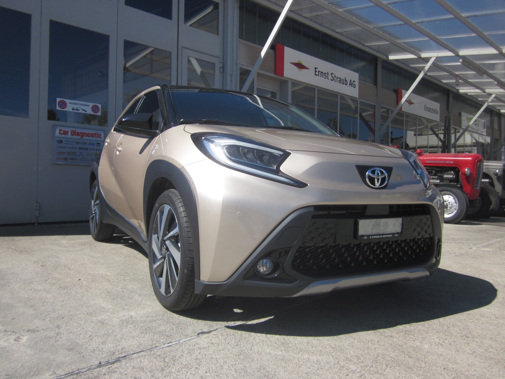 TOYOTA Aygo X 1.0 VVT-i Style-image-1