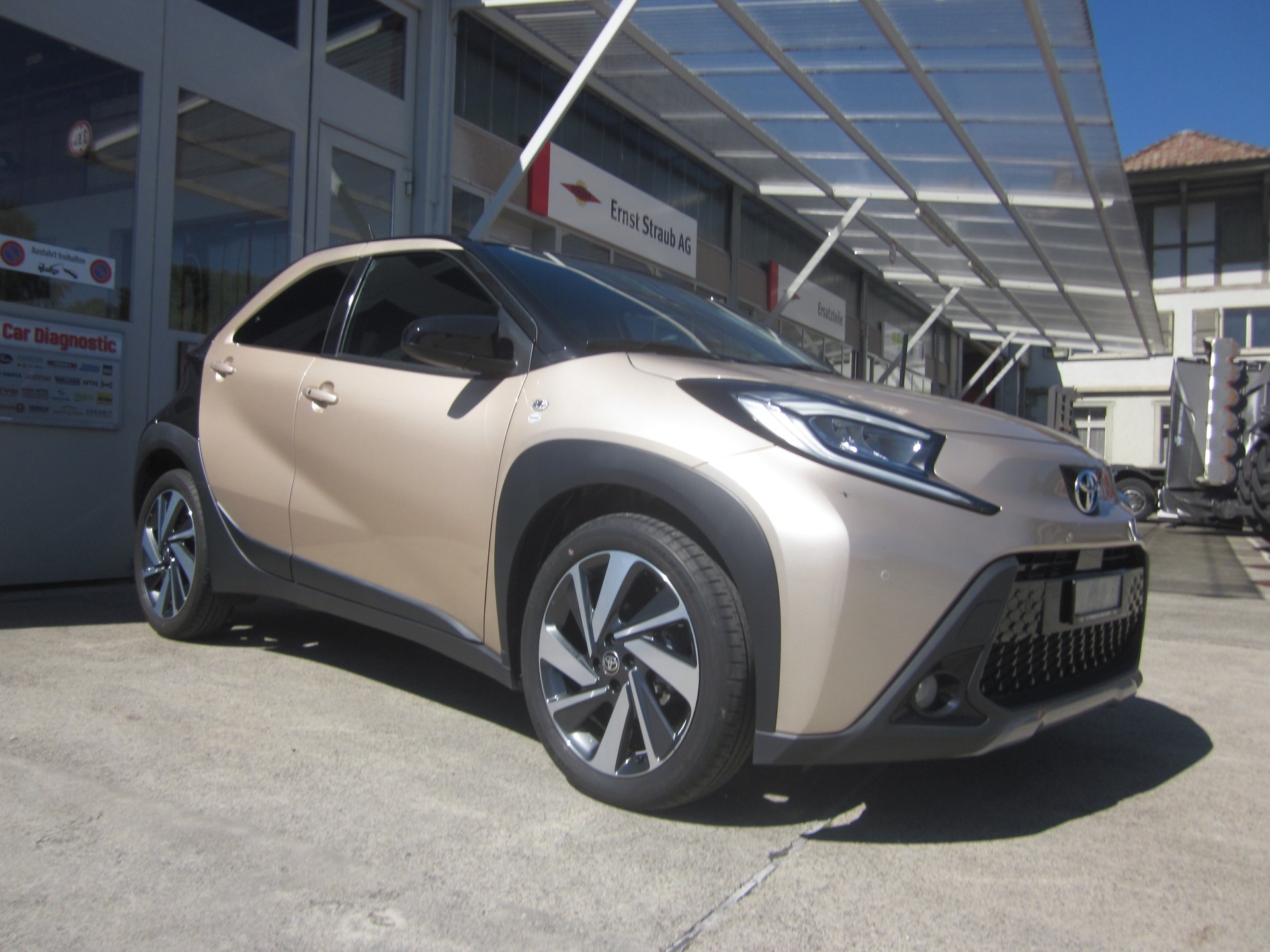 TOYOTA Aygo X 1.0 VVT-i Style-image-2