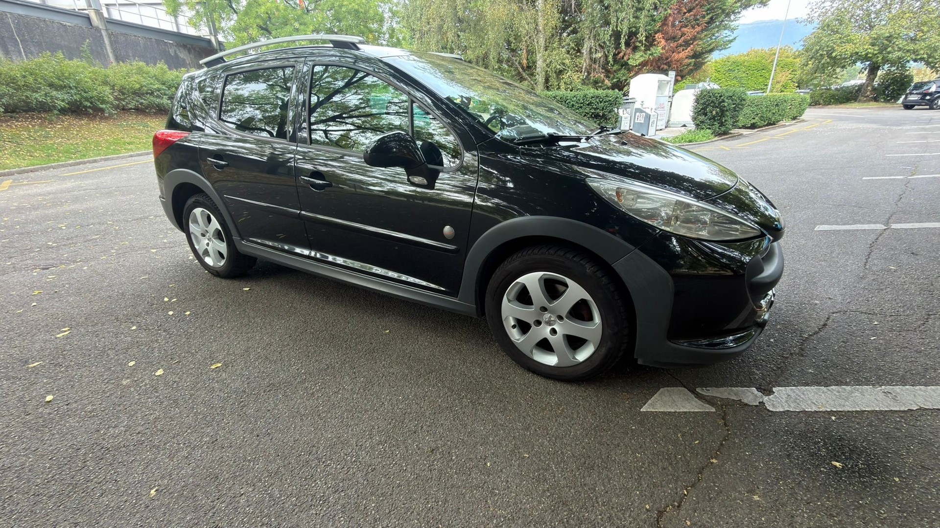 PEUGEOT 207 SW 1.6 16V Outdoor-image-1