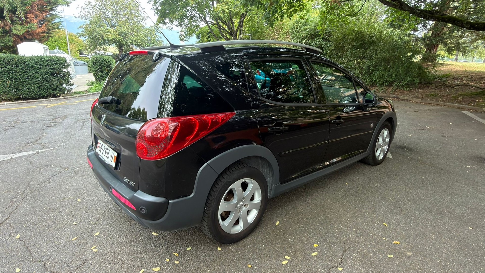 PEUGEOT 207 SW 1.6 16V Outdoor-image-3