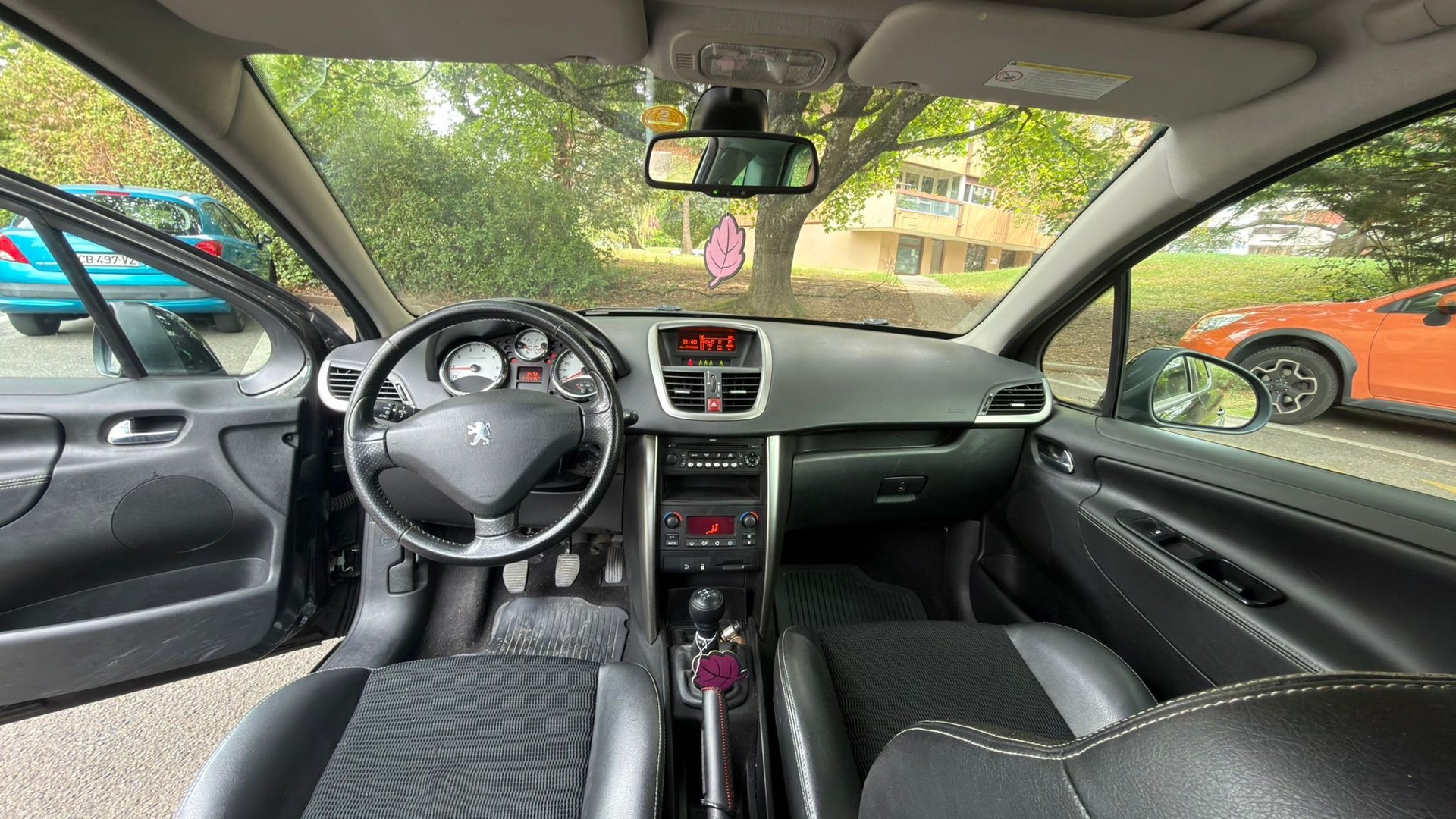 PEUGEOT 207 SW 1.6 16V Outdoor-image-5
