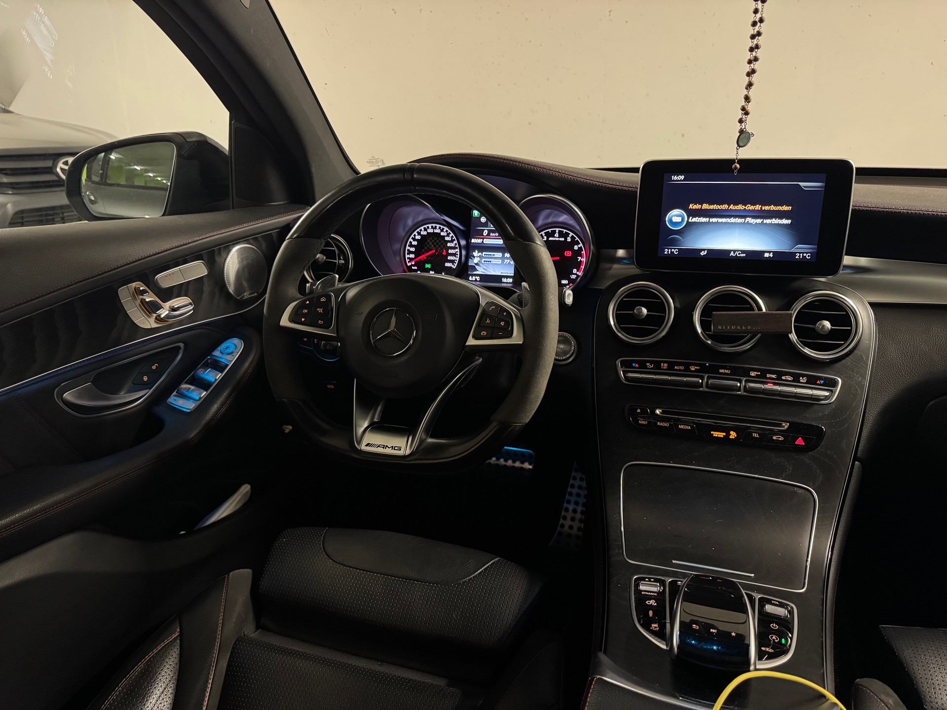MERCEDES-BENZ GLC 43 AMG 4m-image-1