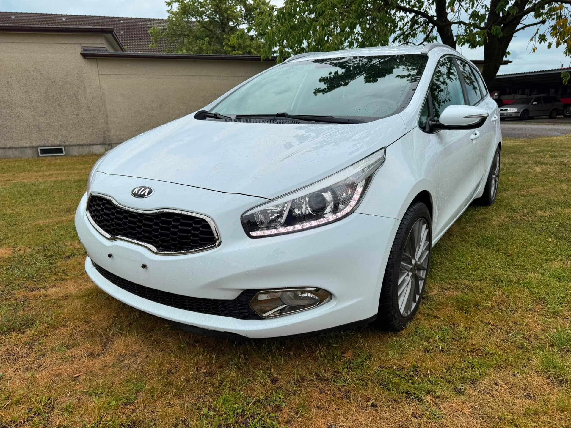 KIA Cee'd Sportswagon 1.6 CRDi-image-0