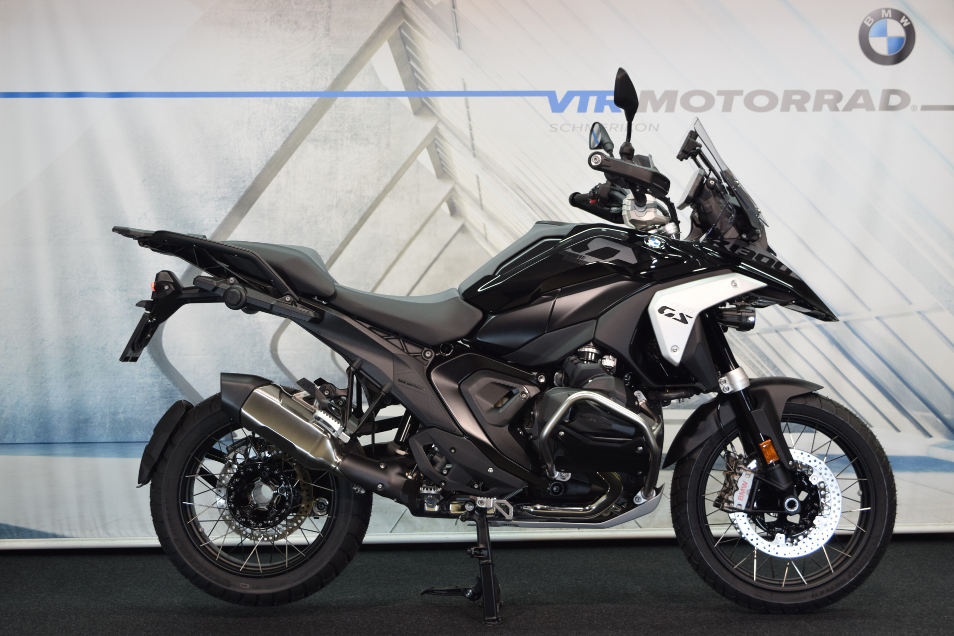 BMW R 1300 GS ASA Triple Black-showroom-element-1