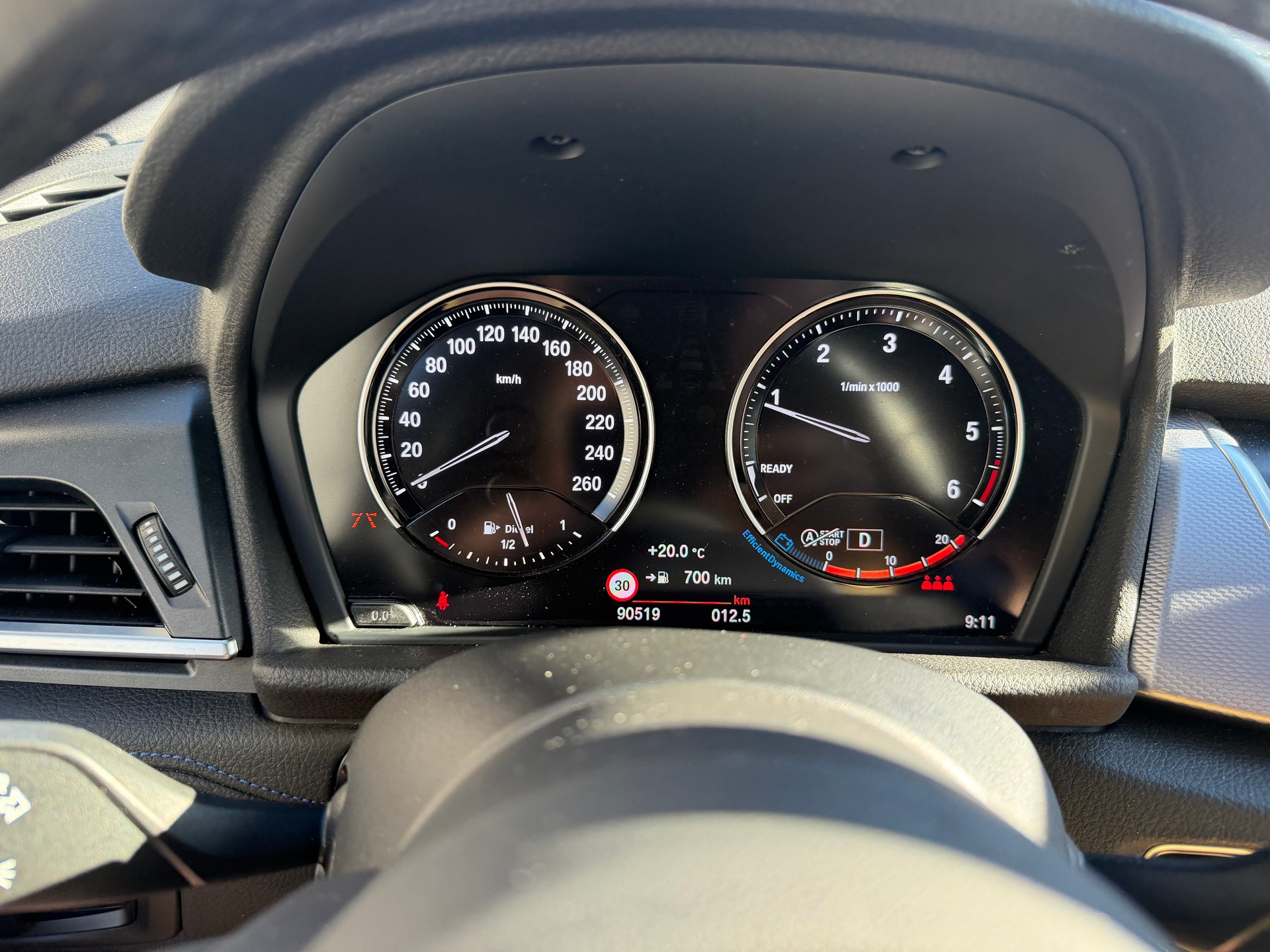 BMW 218d xDrive Active Tourer Steptronic Fleet Edition-image-13