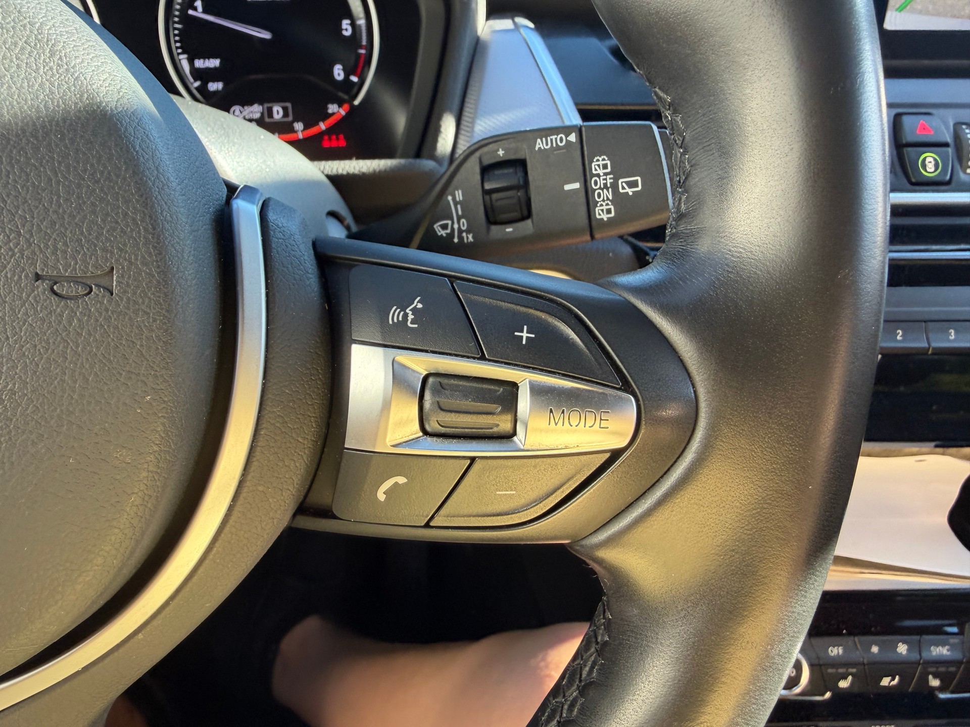 BMW 218d xDrive Active Tourer Steptronic Fleet Edition-image-19
