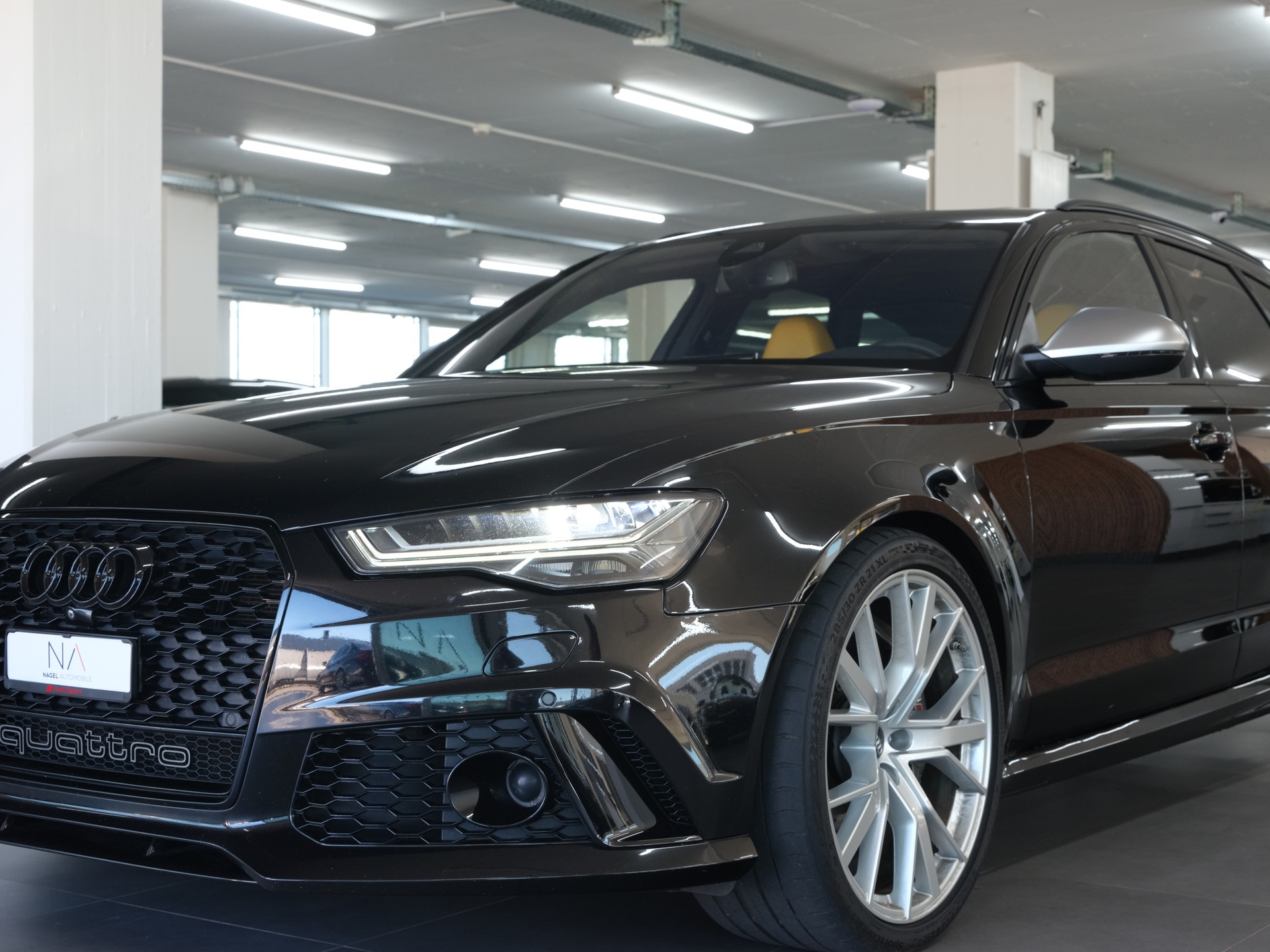 AUDI RS6 Avant 4.0 TFSI V8 performance quattro *Bose* *RS-Performance* *Panorama*-image-11