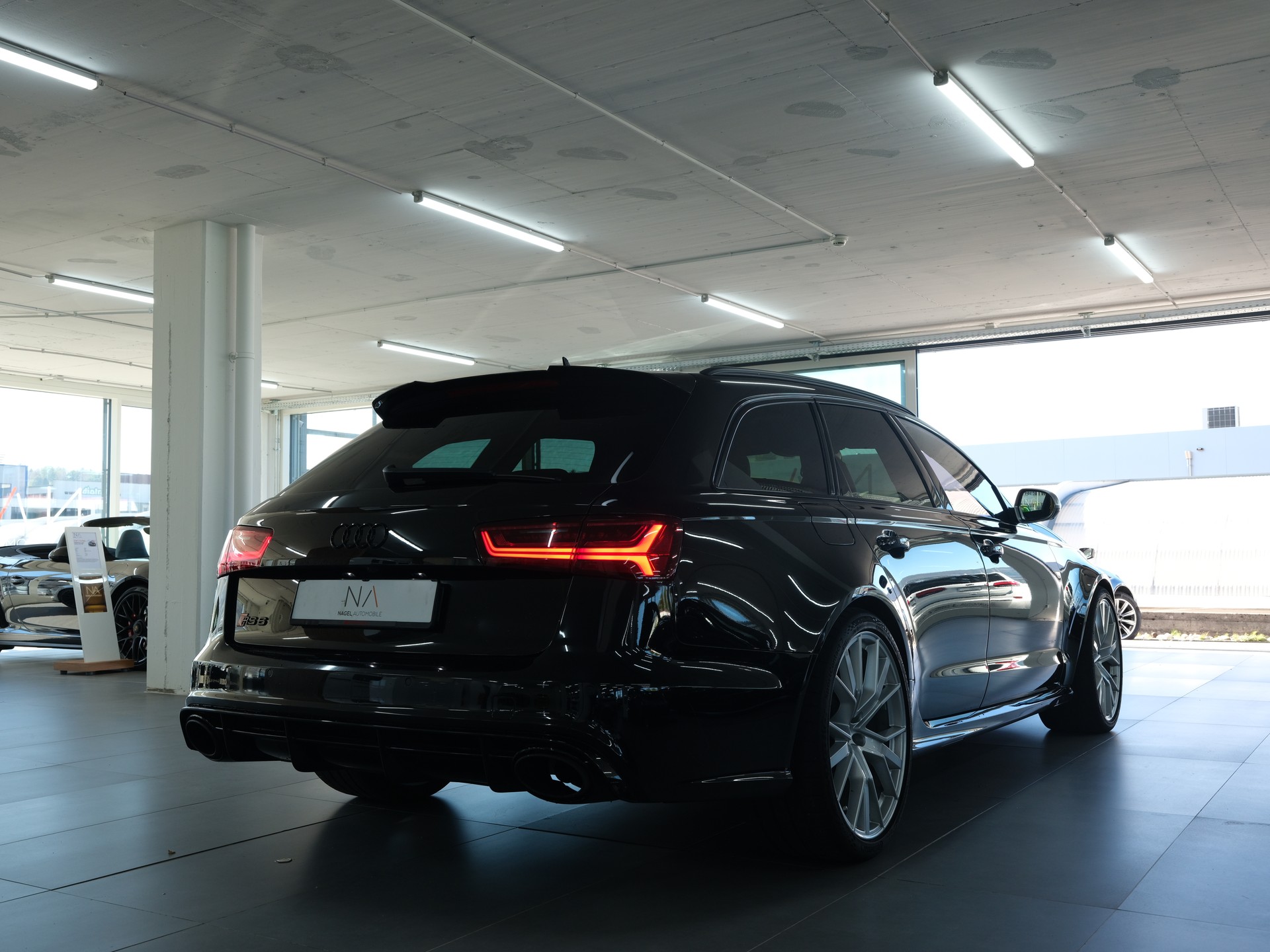 AUDI RS6 Avant 4.0 TFSI V8 performance quattro *Bose* *RS-Performance* *Panorama*-image-2
