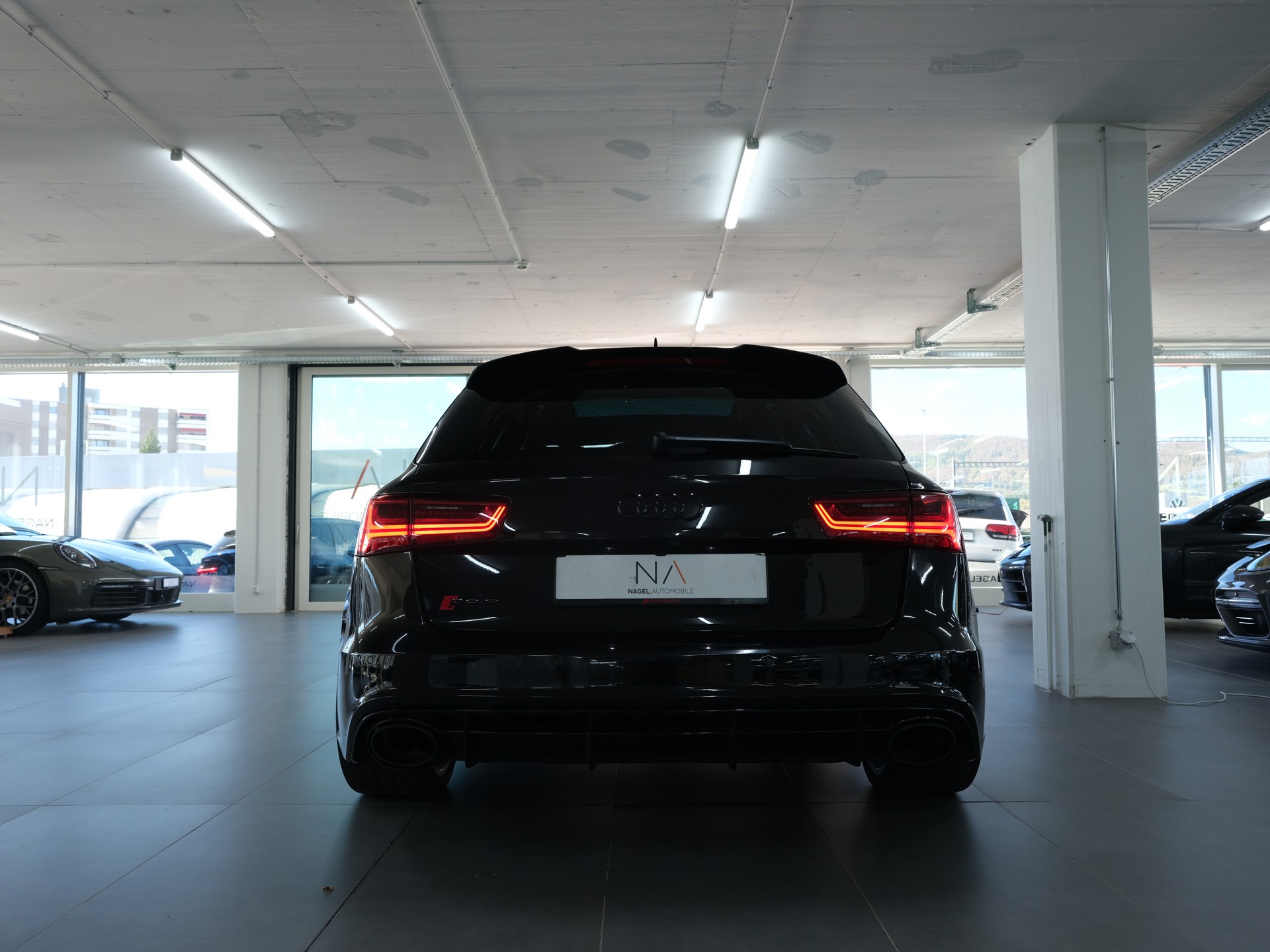 AUDI RS6 Avant 4.0 TFSI V8 performance quattro *Bose* *RS-Performance* *Panorama*-image-4