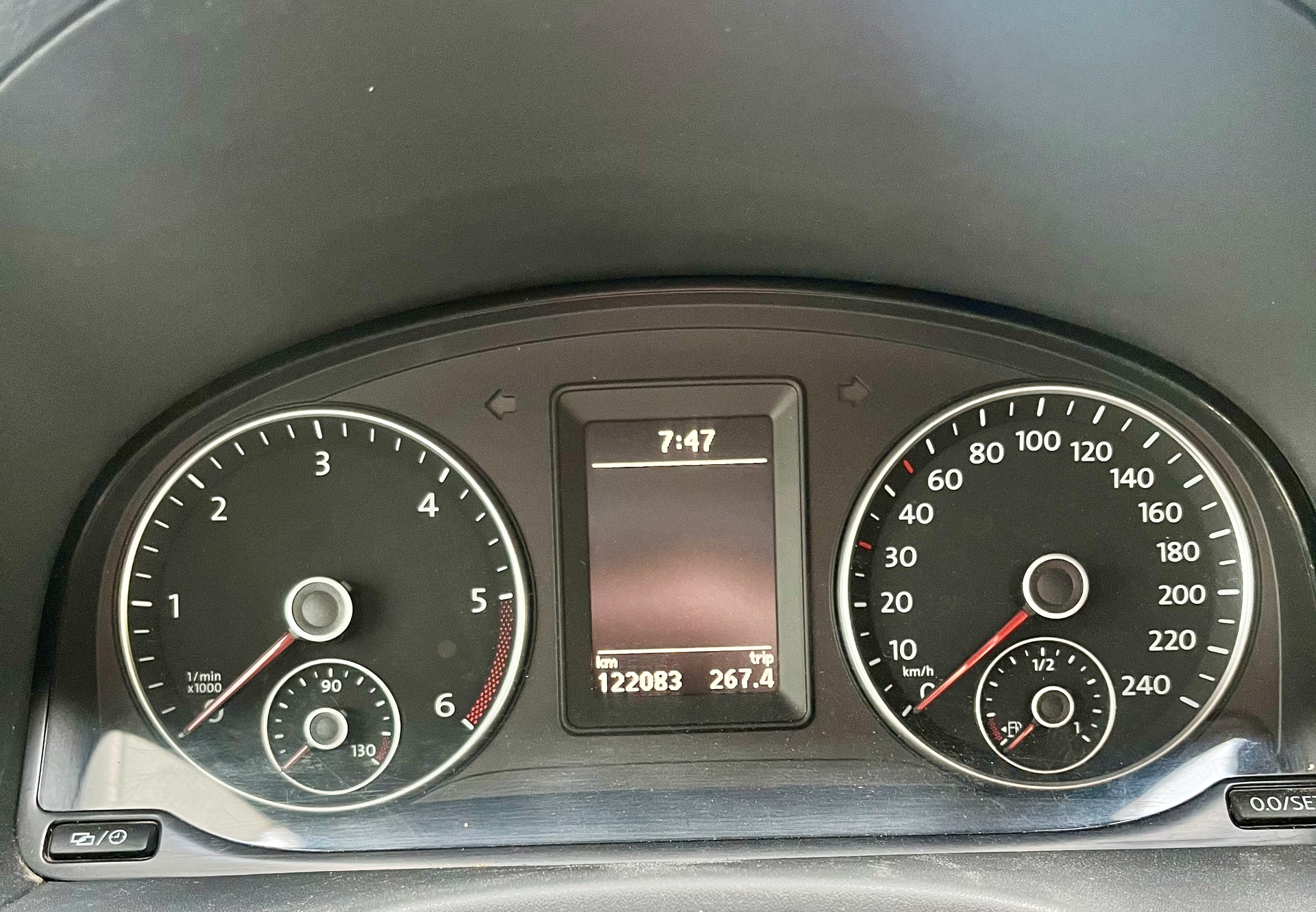 VW Caddy Maxi 2.0 TDI 4Motion-image-6