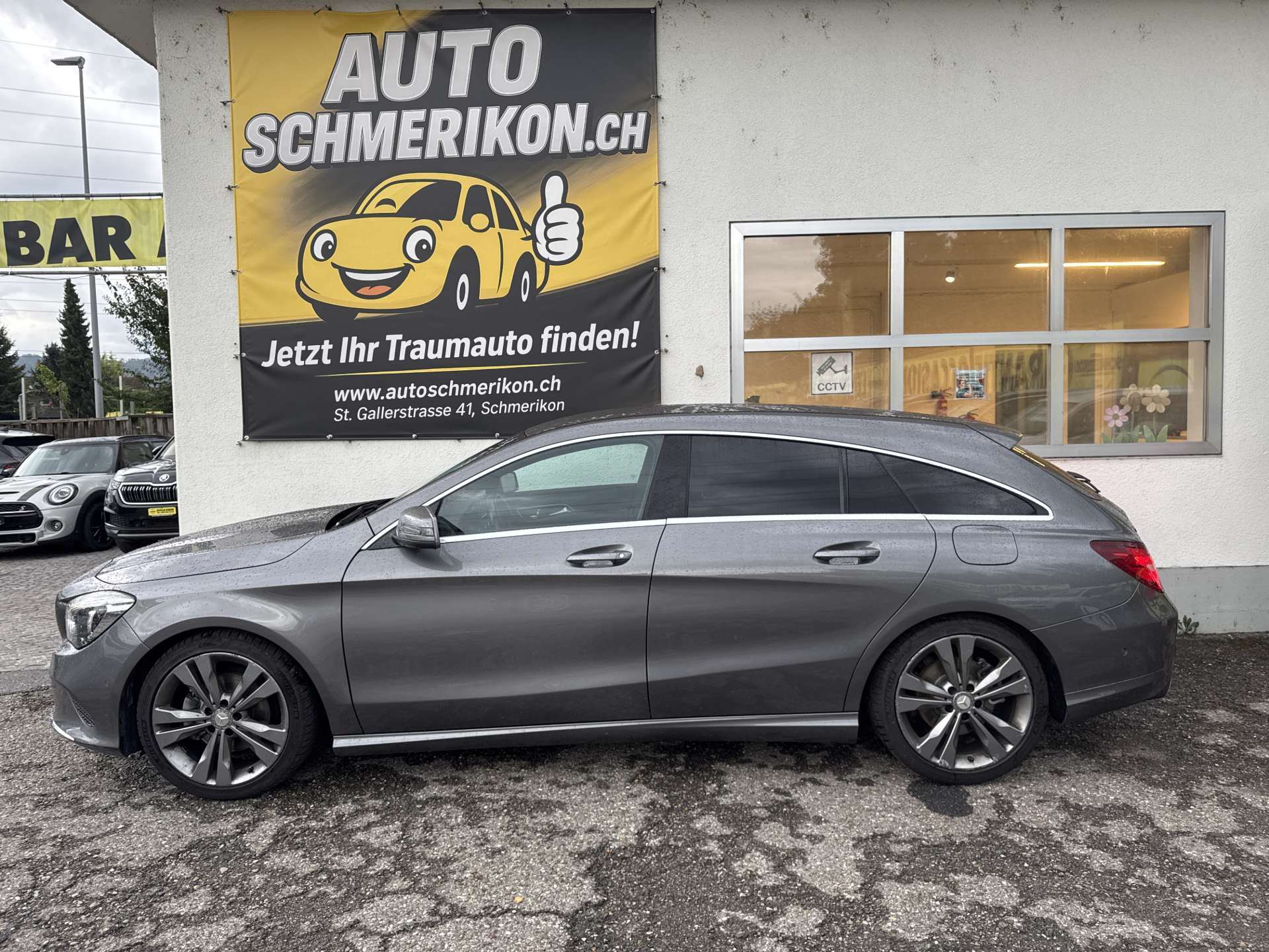 MERCEDES-BENZ CLA Shooting Brake 180 Urban-image-4