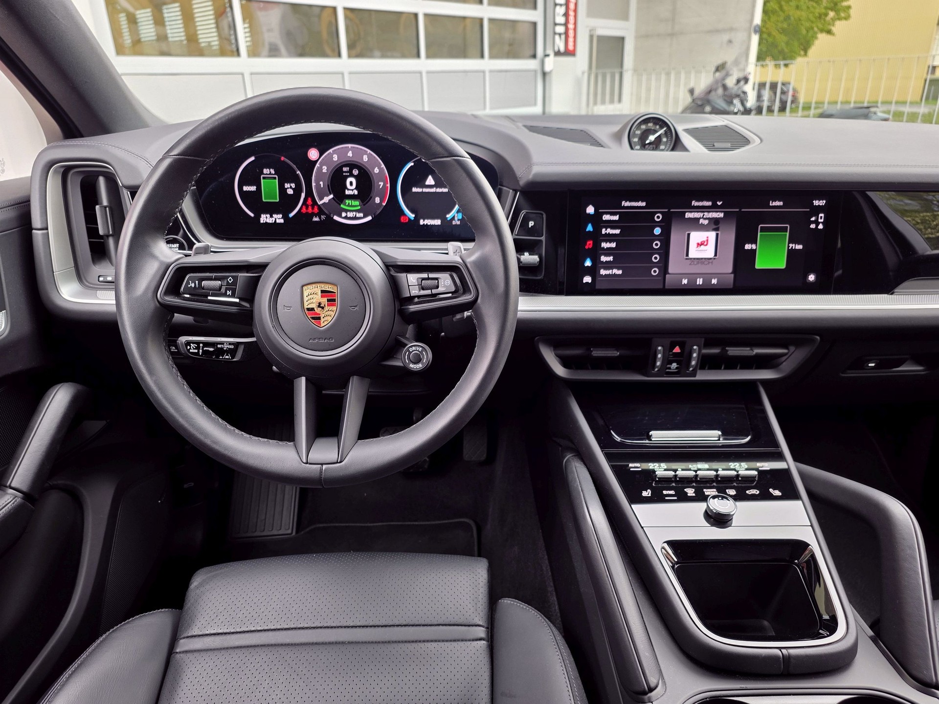 PORSCHE Cayenne Coupé E-Hybrid Tiptronic-image-16