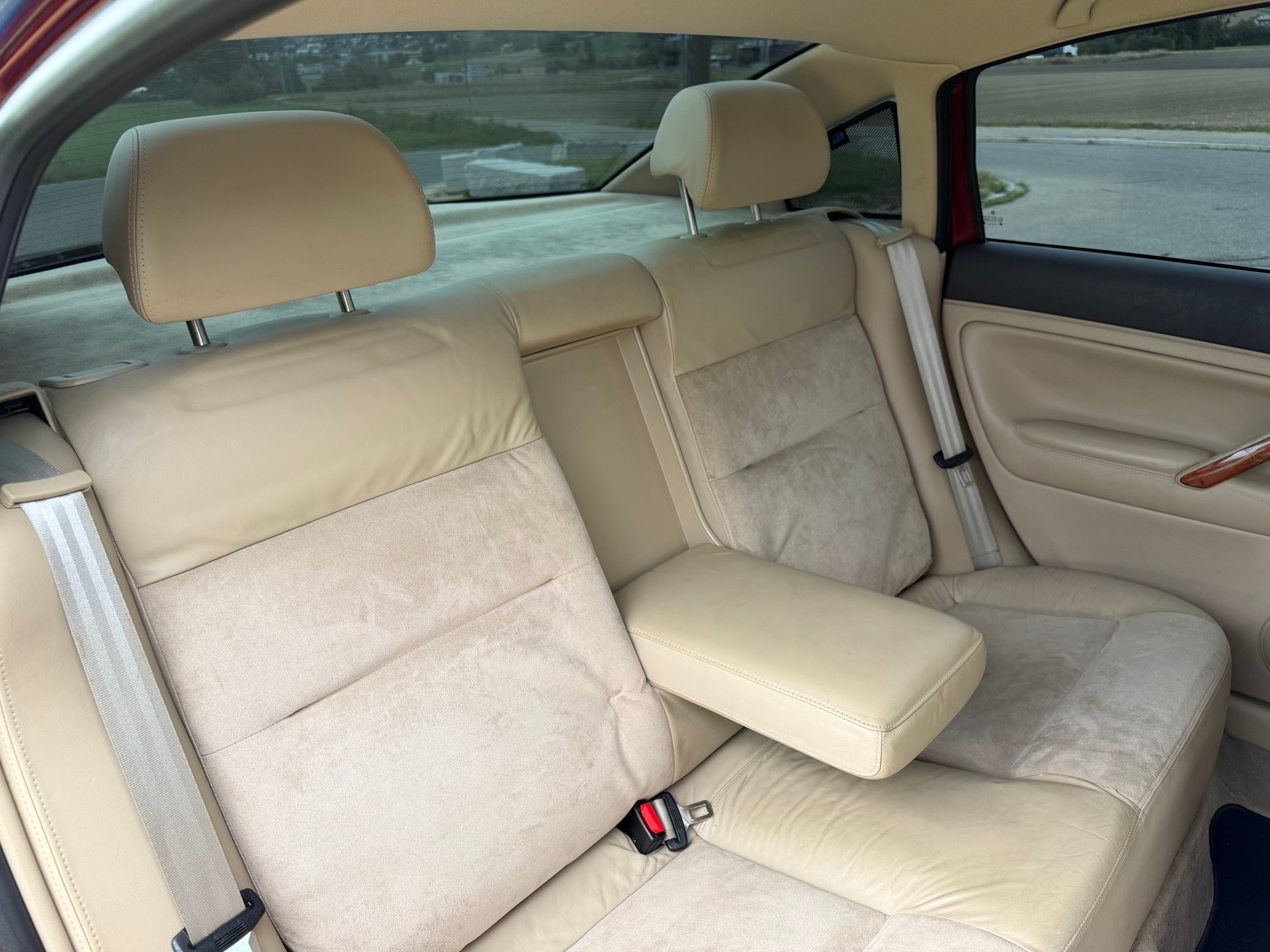 VW Passat 1.8 T Highline-image-21