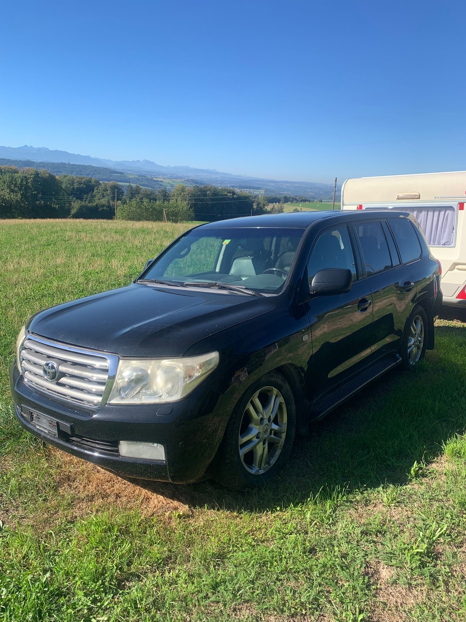 TOYOTA Land Cruiser V8 4.5 D-4D Linea Sol — slika 1