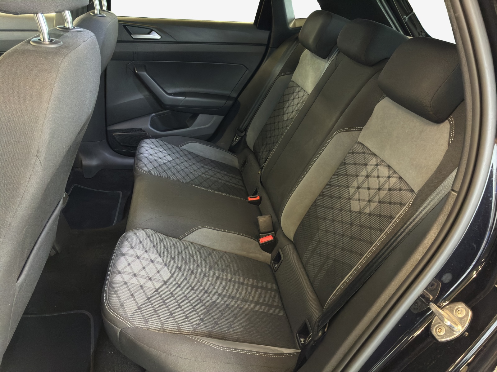 VW Polo 1.0 TSI R-Line DSG-image-11